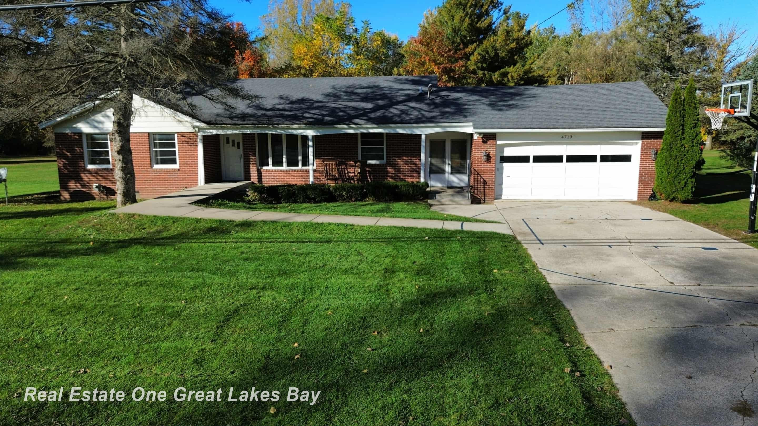 4719 Baker Road, Bridgeport, MI 48722 — Photo 27