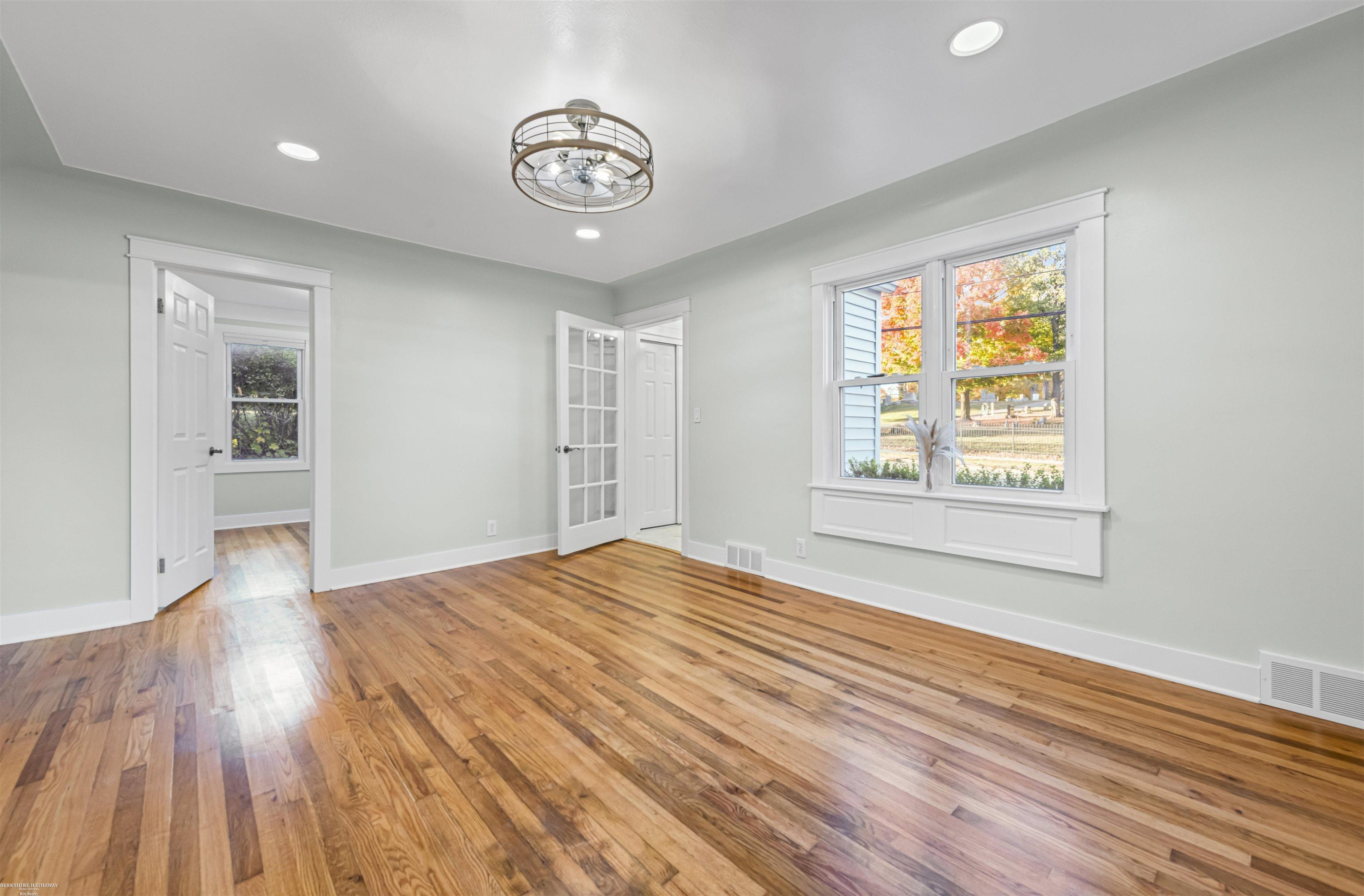 355 W Saint Clair Street, MI 48065 — Photo 5