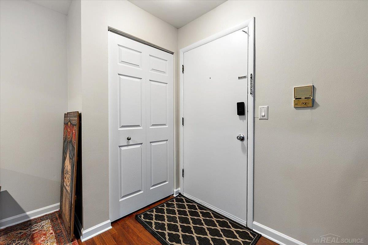 803 Plate Drive, 105, Rochester, MI 48307 — Photo 4