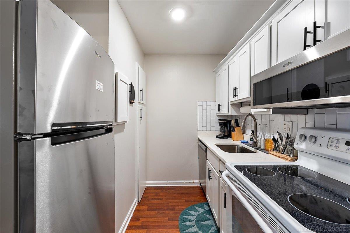 803 Plate Drive, 105, Rochester, MI 48307 — Photo 10