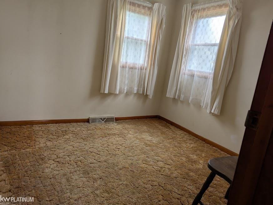 6215 Sterling Road, MI 48097 — Photo 5