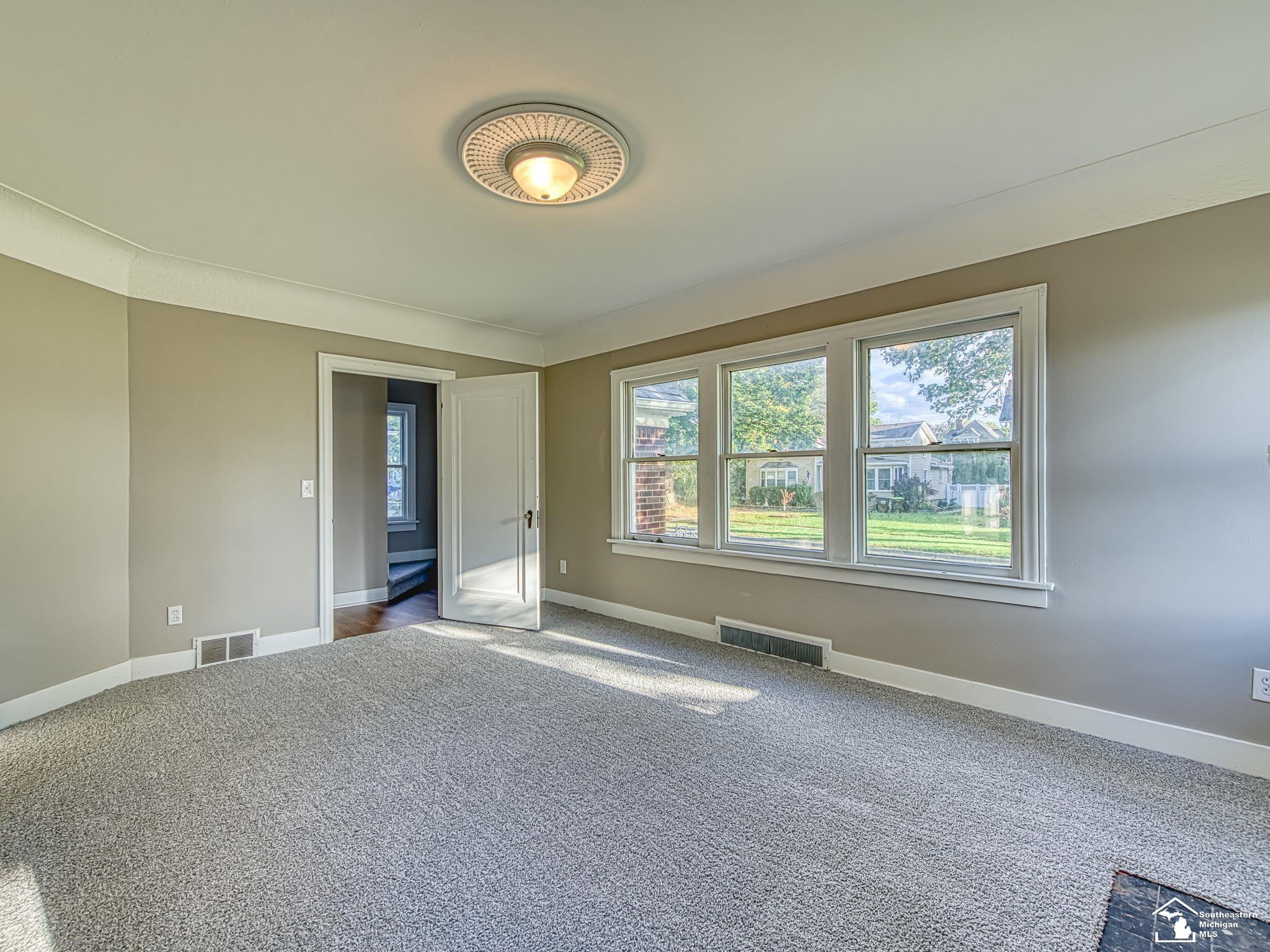 526 E Second Street, Monroe, MI 48161 — Photo 12
