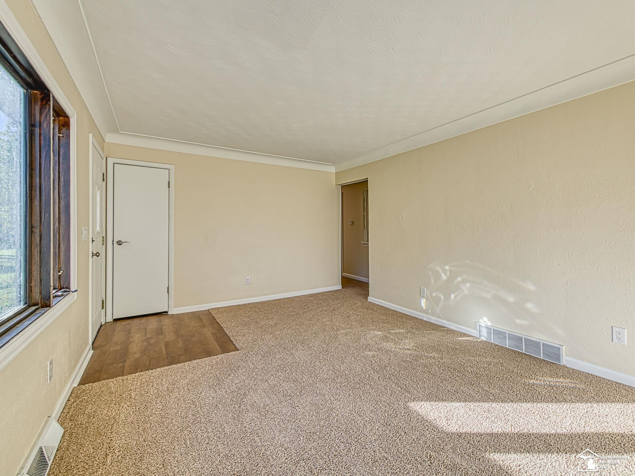 10711 Douglas Road, Temperance, MI 48182 — Photo 13