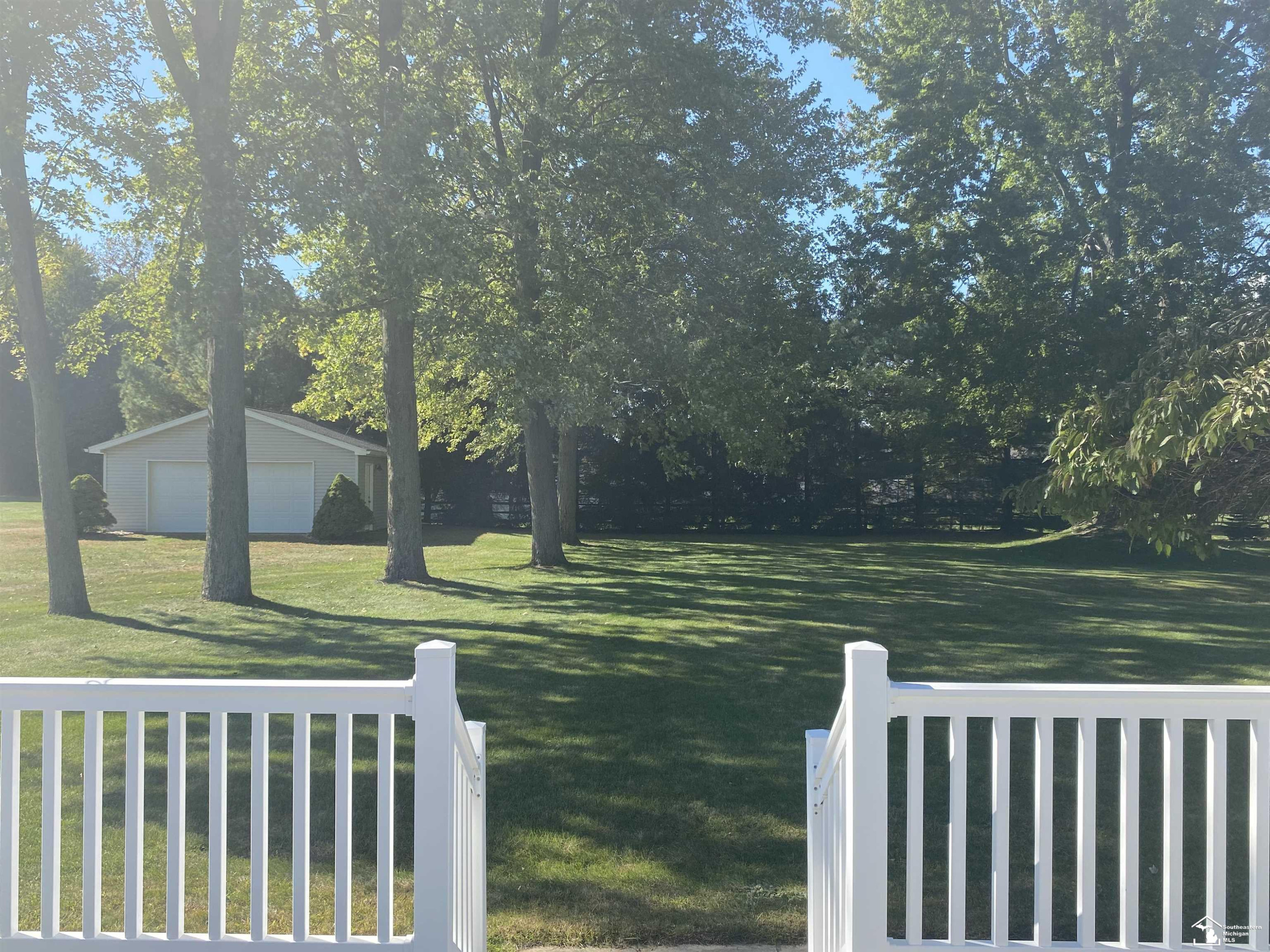 12007 Grafton Road, Carleton, MI 48117 — Photo 9