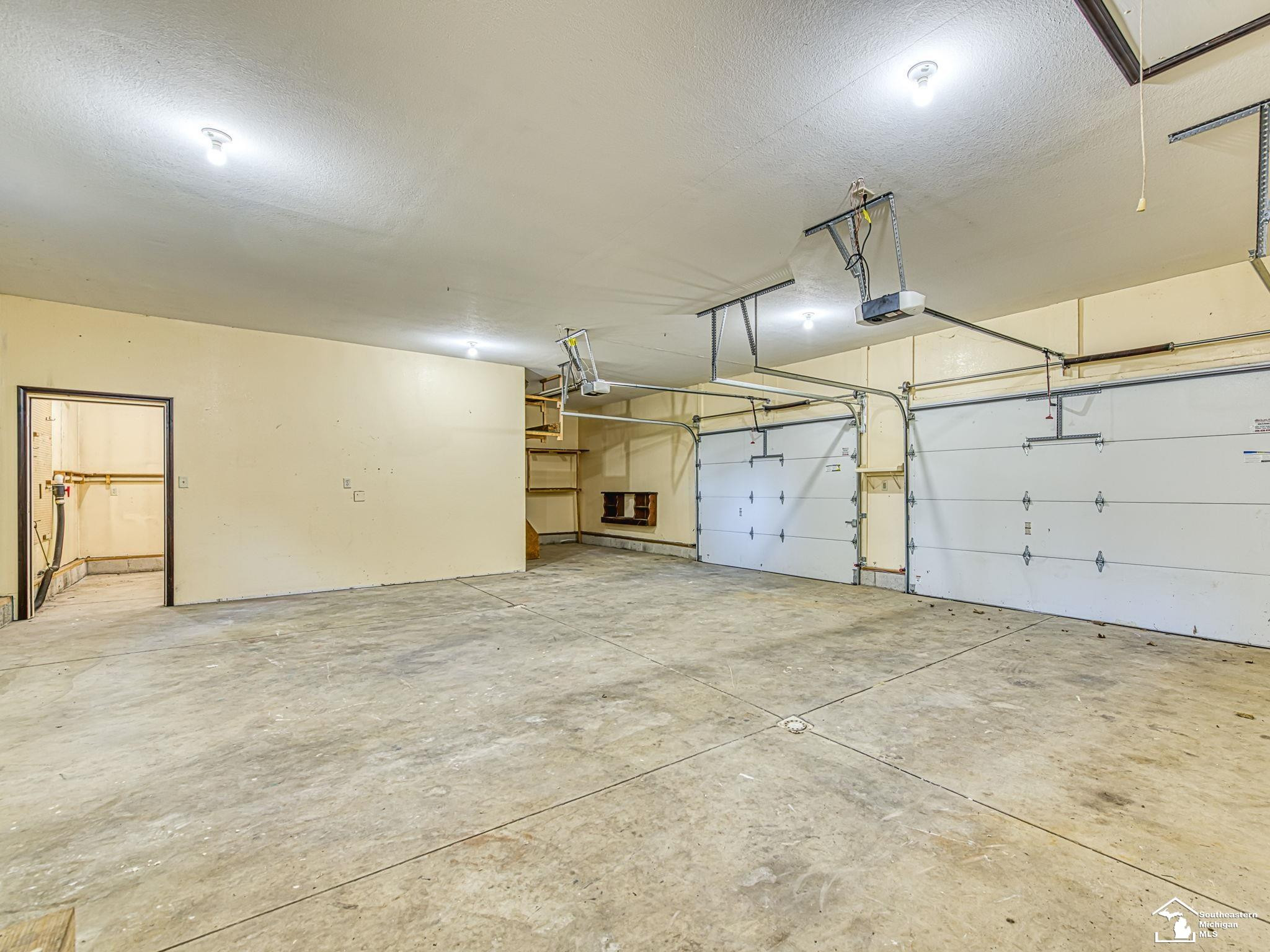 10711 Douglas Road, Temperance, MI 48182 — Photo 31