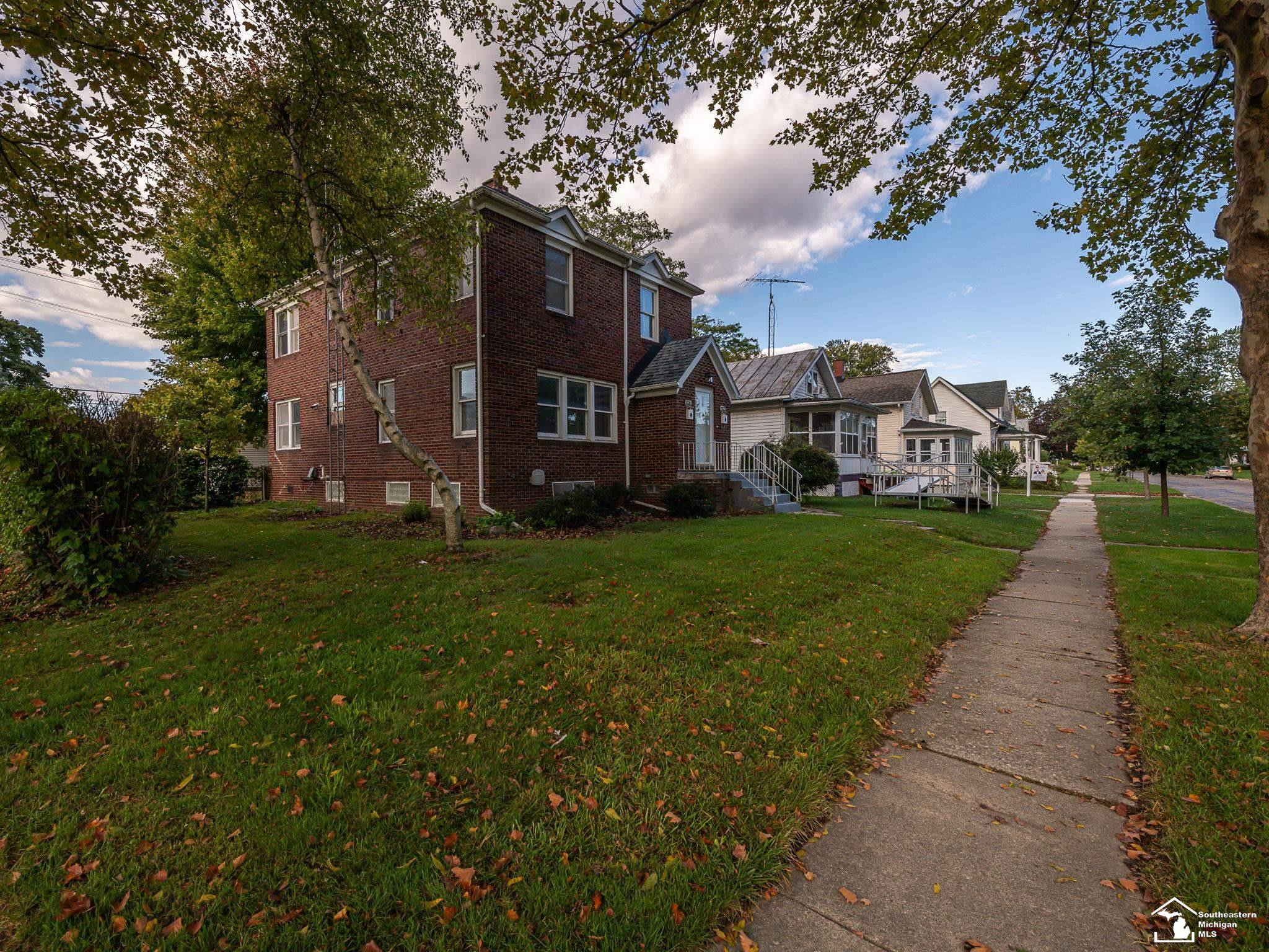 526 E Second Street, Monroe, MI 48161 — Photo 43