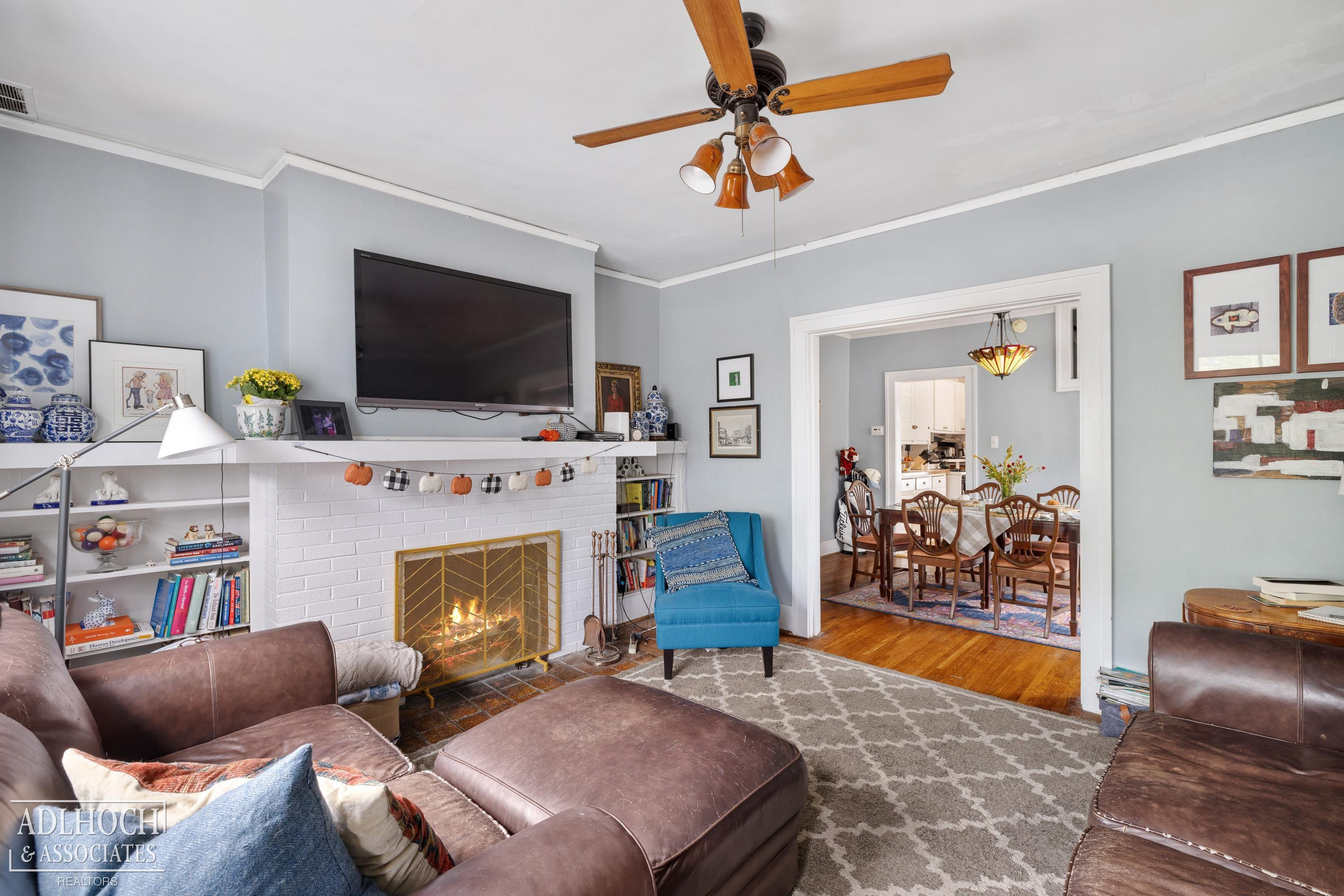 296-298 Rivard Boulevard, Grosse Pointe, MI 48230 — Photo 3