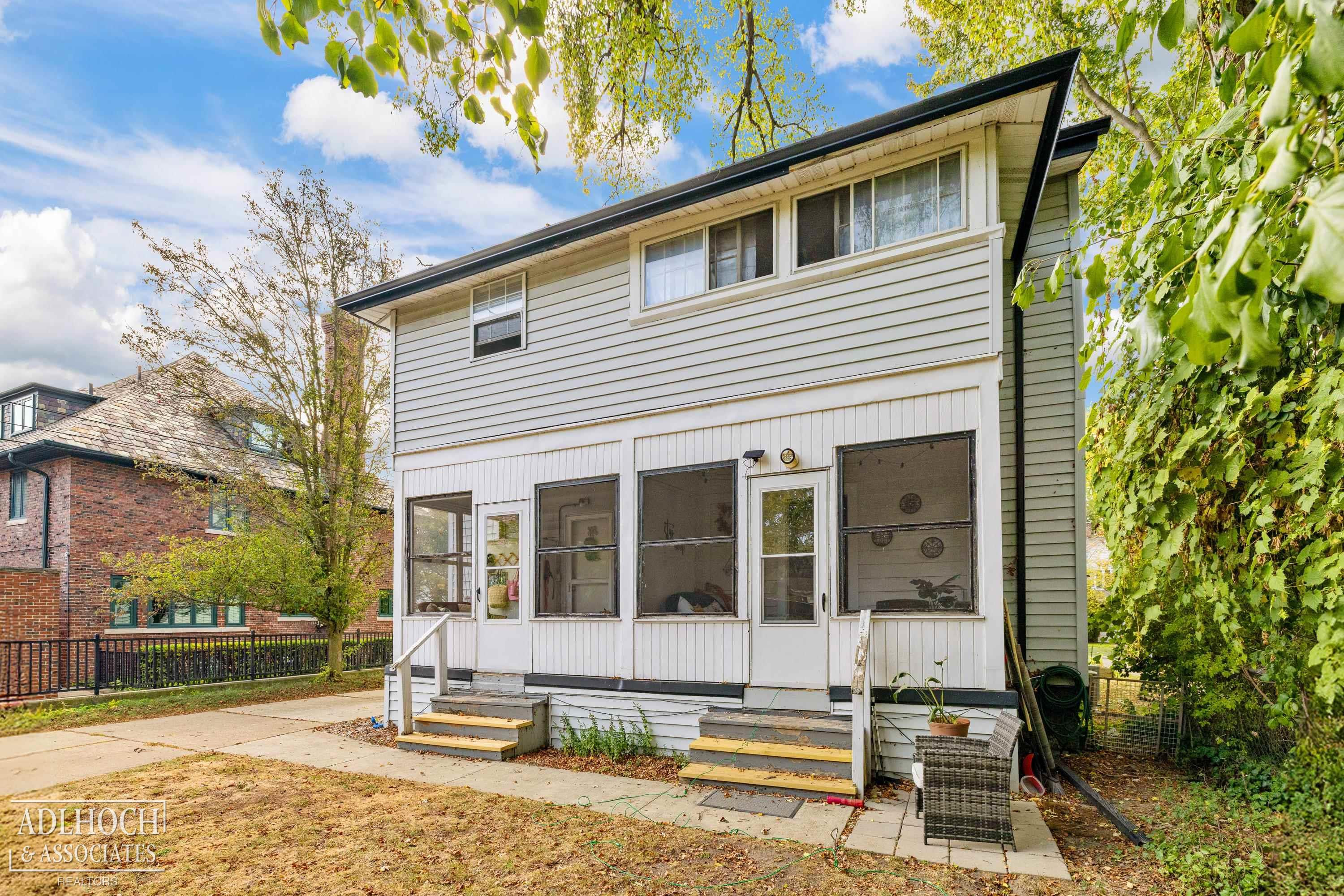 296-298 Rivard Boulevard, Grosse Pointe, MI 48230 — Photo 15