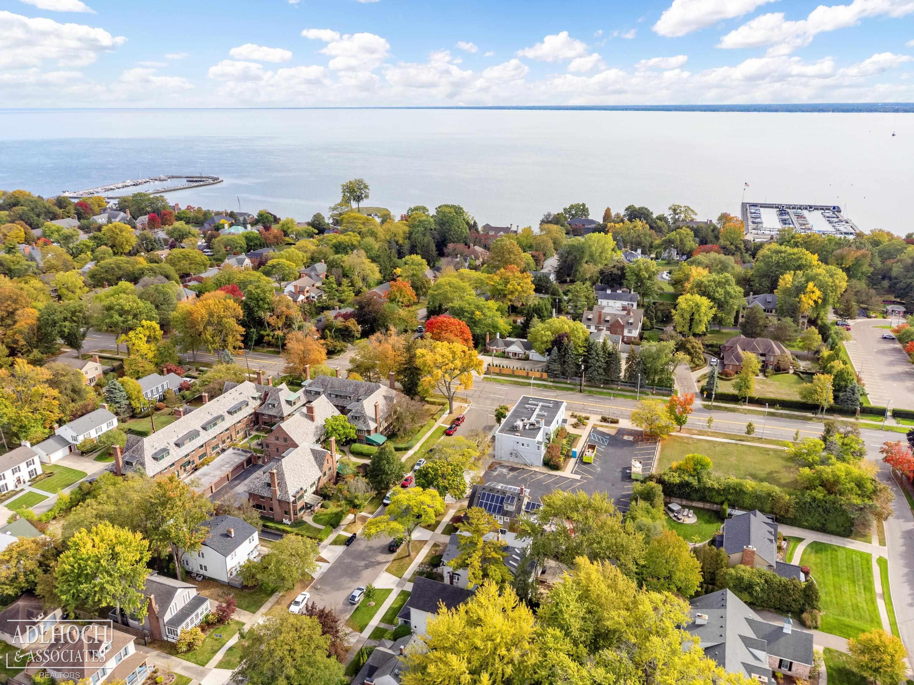 296-298 Rivard Boulevard, Grosse Pointe, MI 48230 — Photo 18