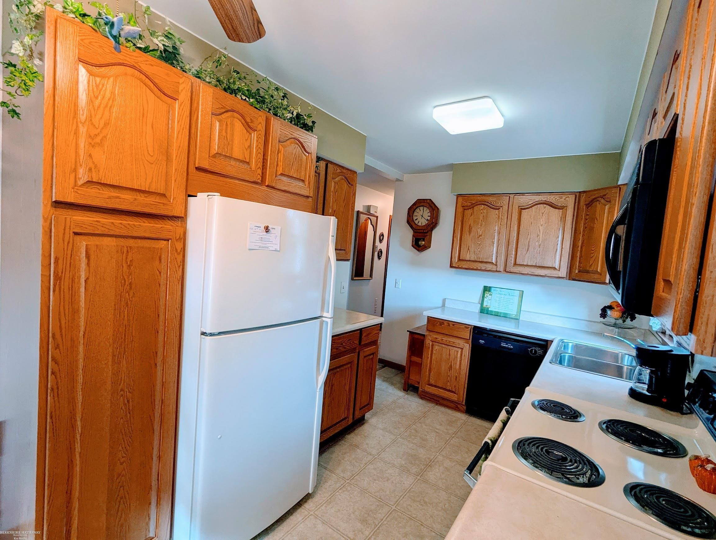 314 N Lester Street, Capac, MI 48014 — Photo 19