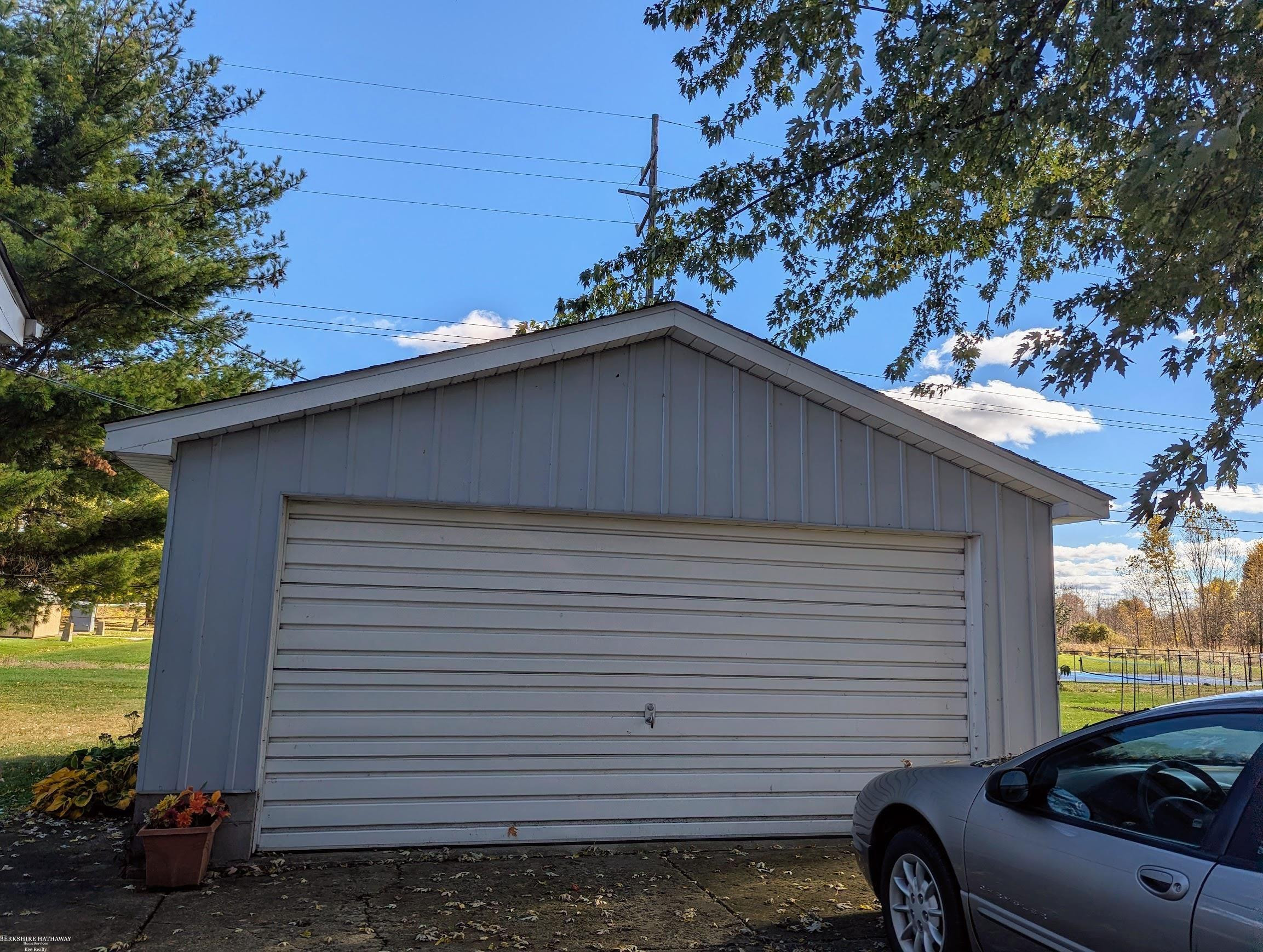 314 N Lester Street, Capac, MI 48014 — Photo 39