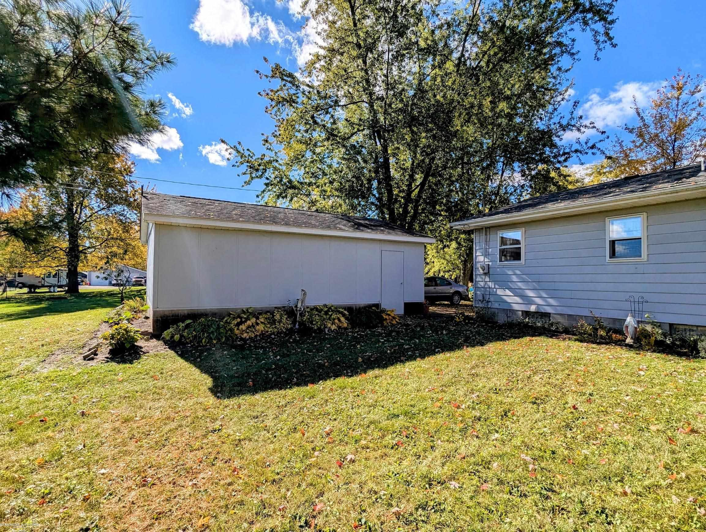 314 N Lester Street, Capac, MI 48014 — Photo 40