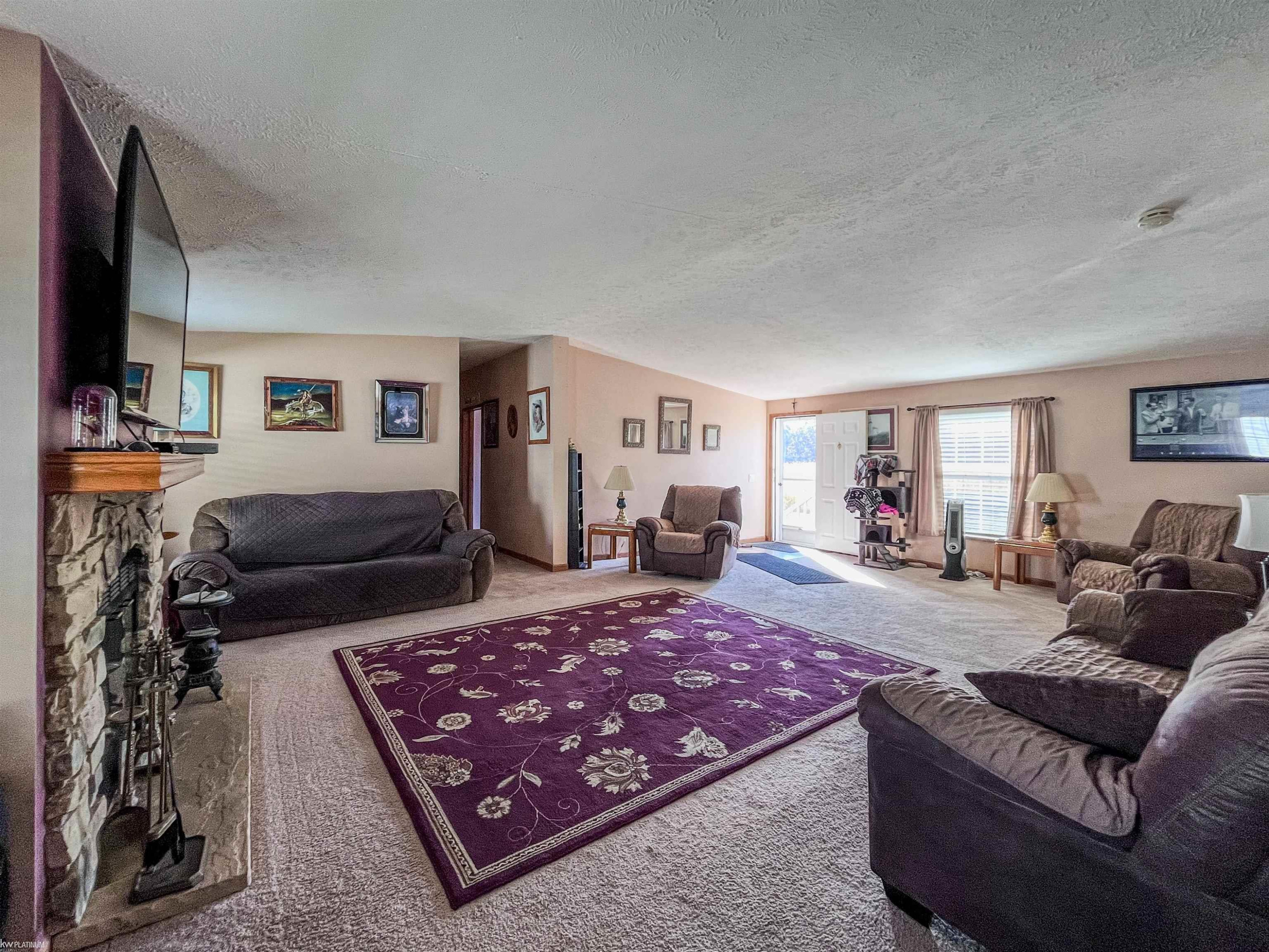 1612 Peachtree Court, MI — Photo 7