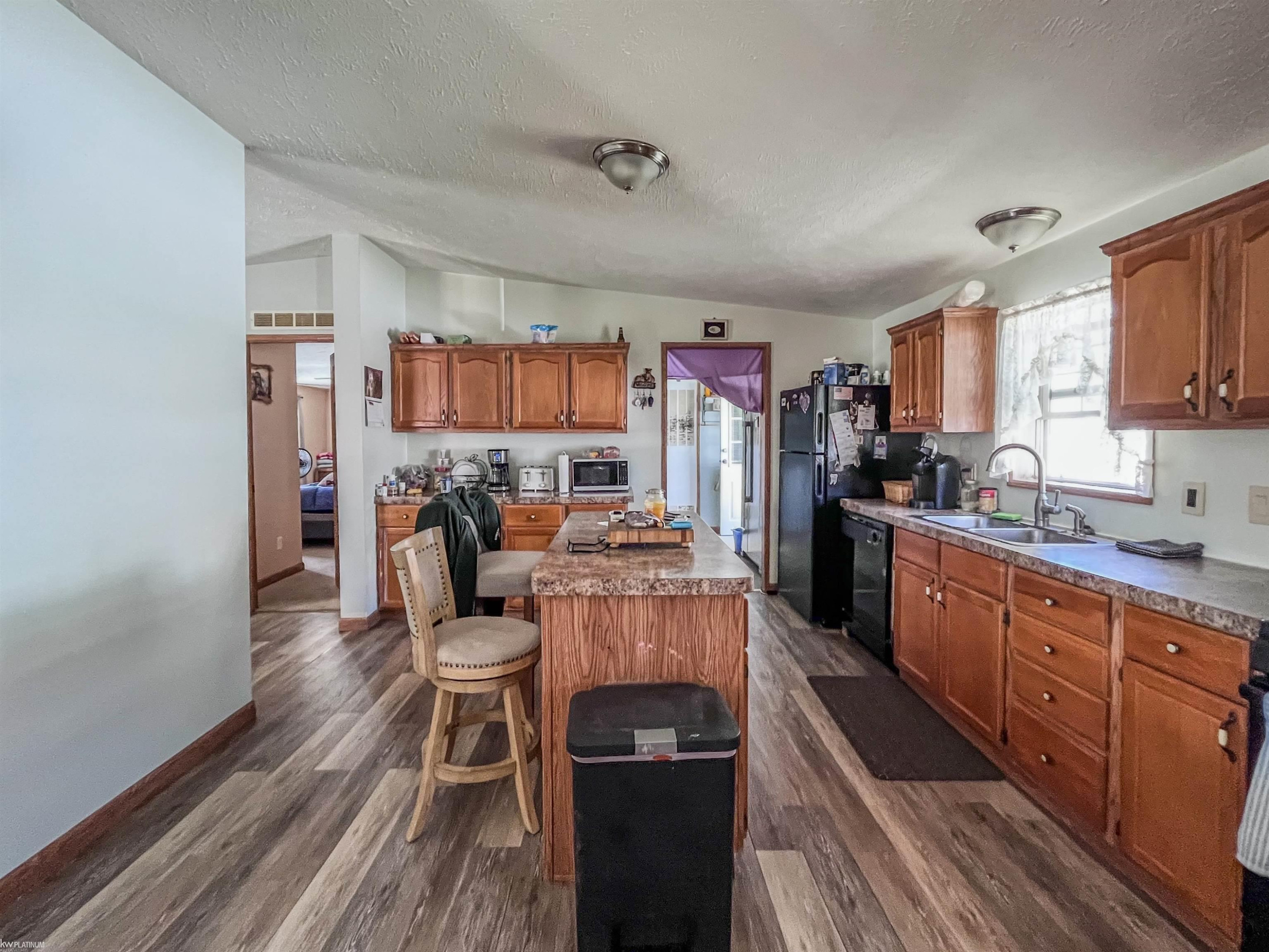 1612 Peachtree Court, MI — Photo 8