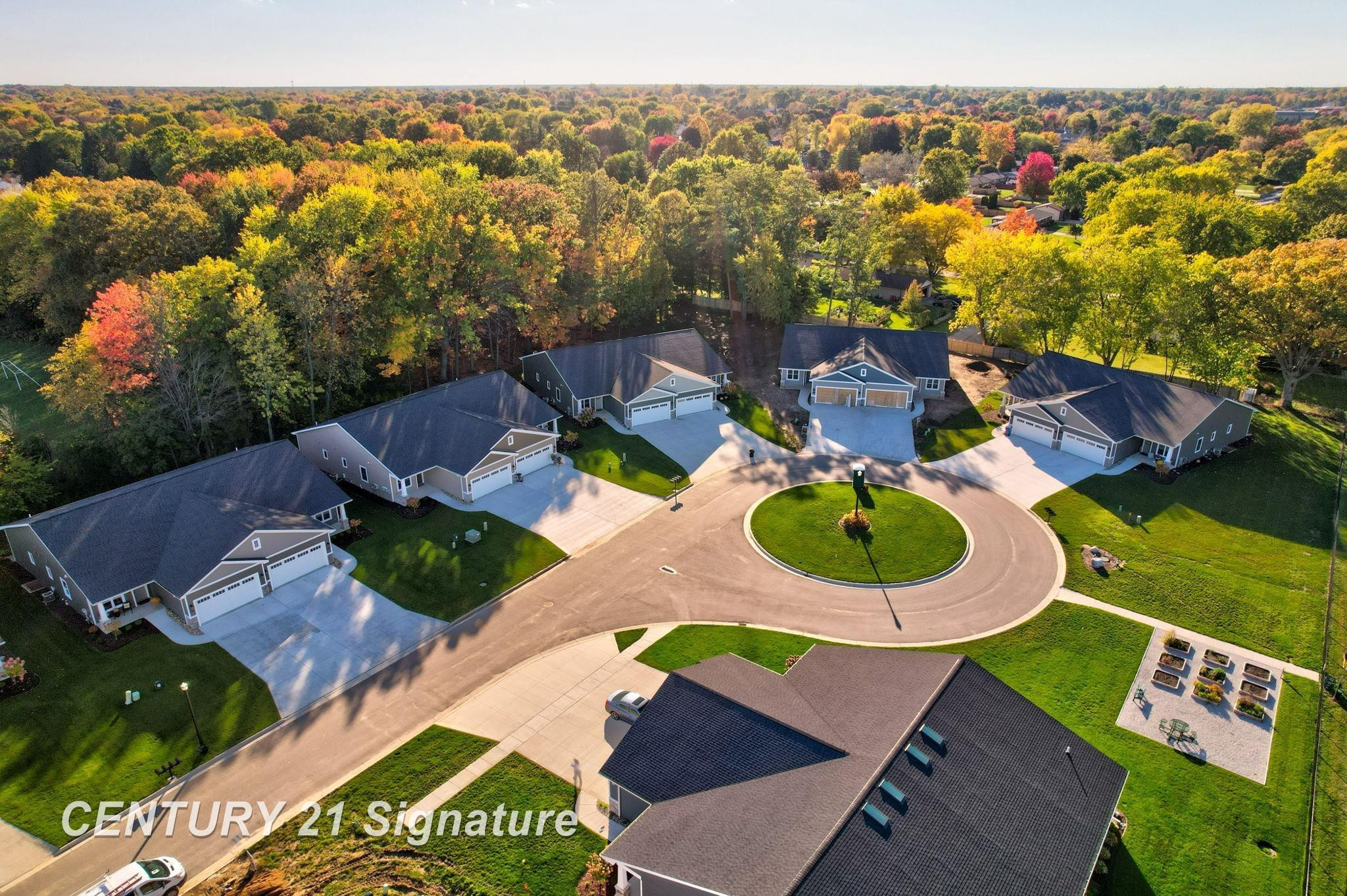 4211 Woodburn Court, Saginaw, MI 48603 — front exterior