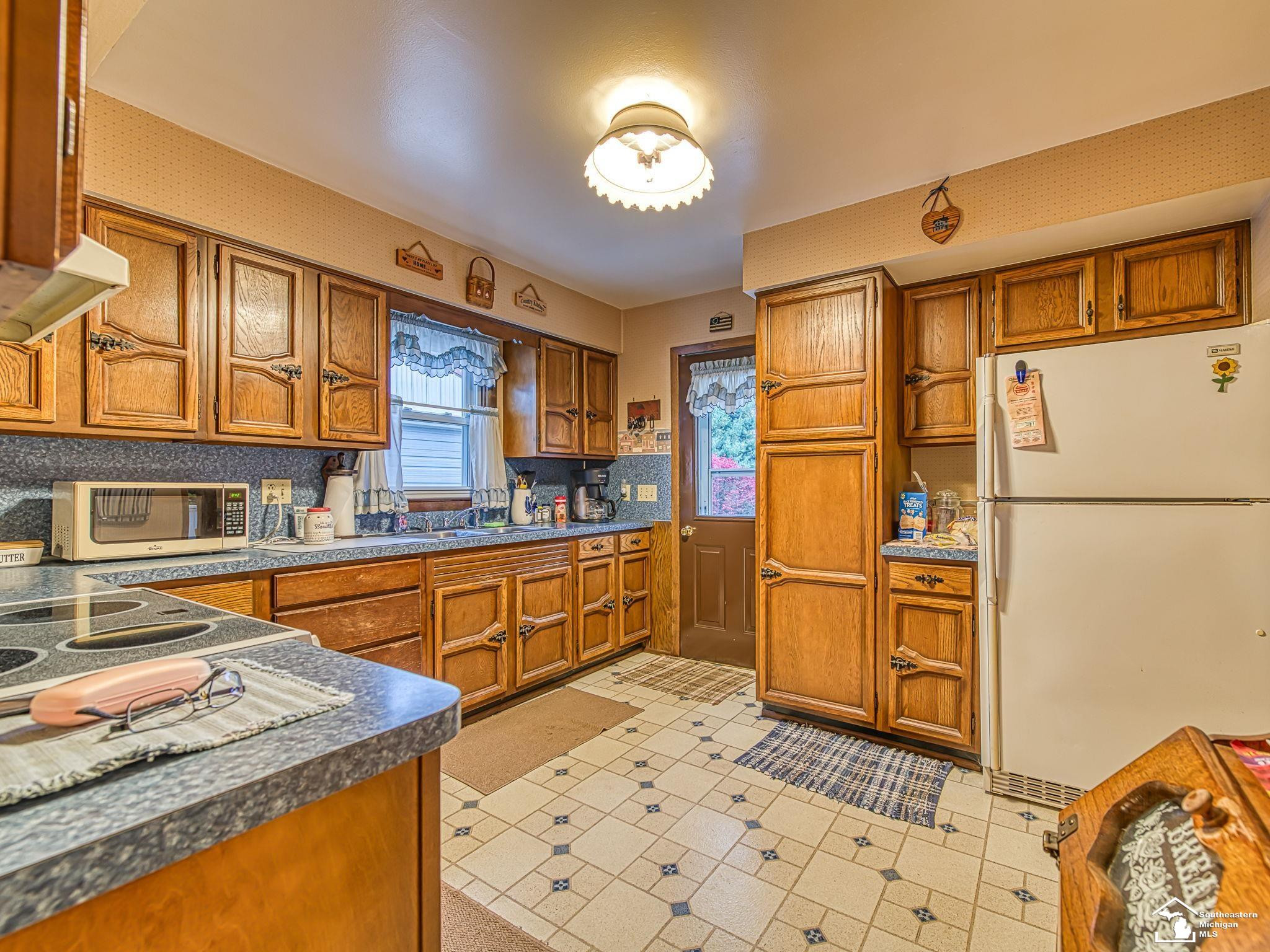 138 W Madison Street, Petersburg, MI 49270 — Photo 4