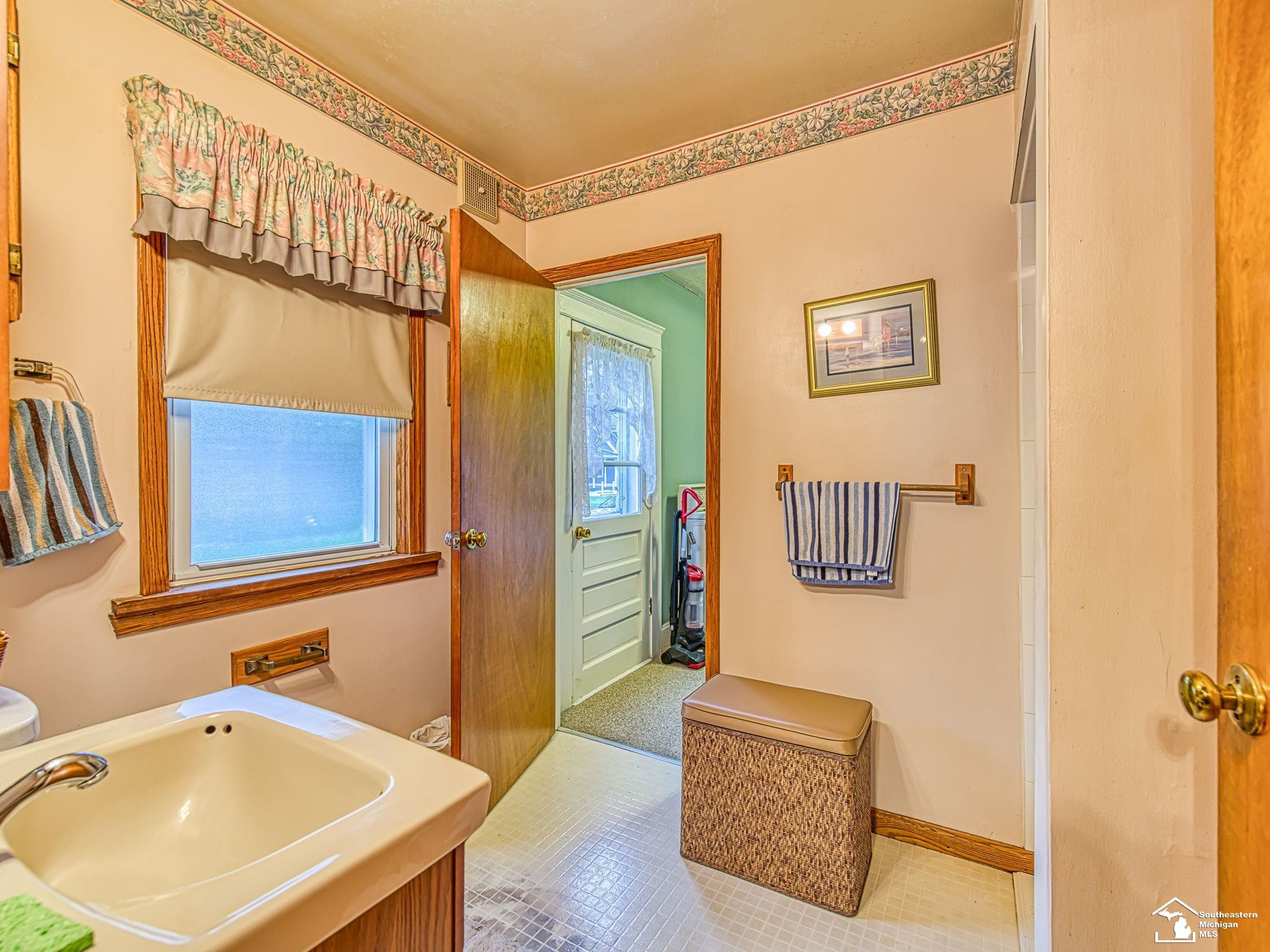 138 W Madison Street, Petersburg, MI 49270 — Photo 6
