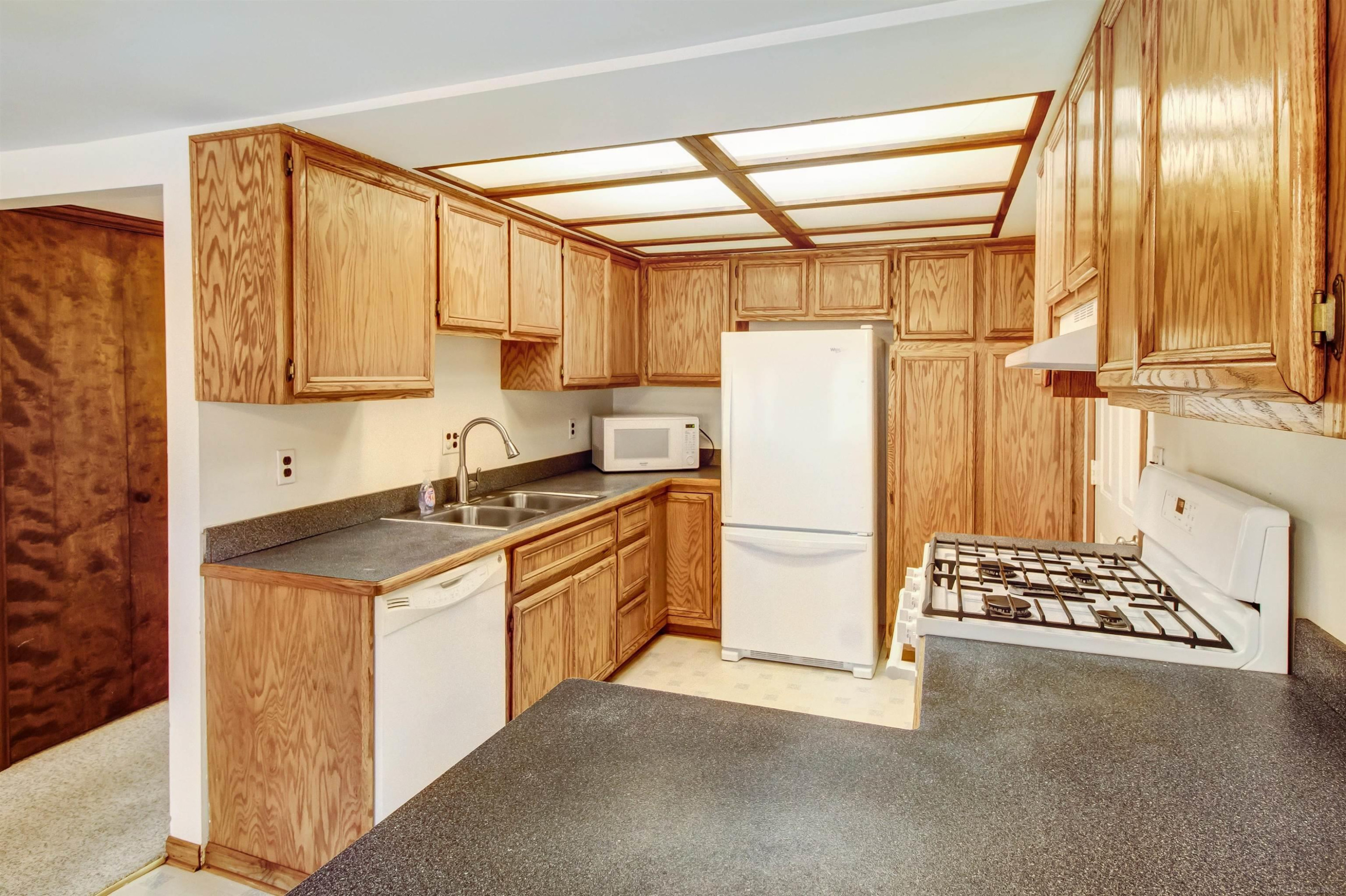 14757 Terry Road, Capac, MI 48002 — Photo 7