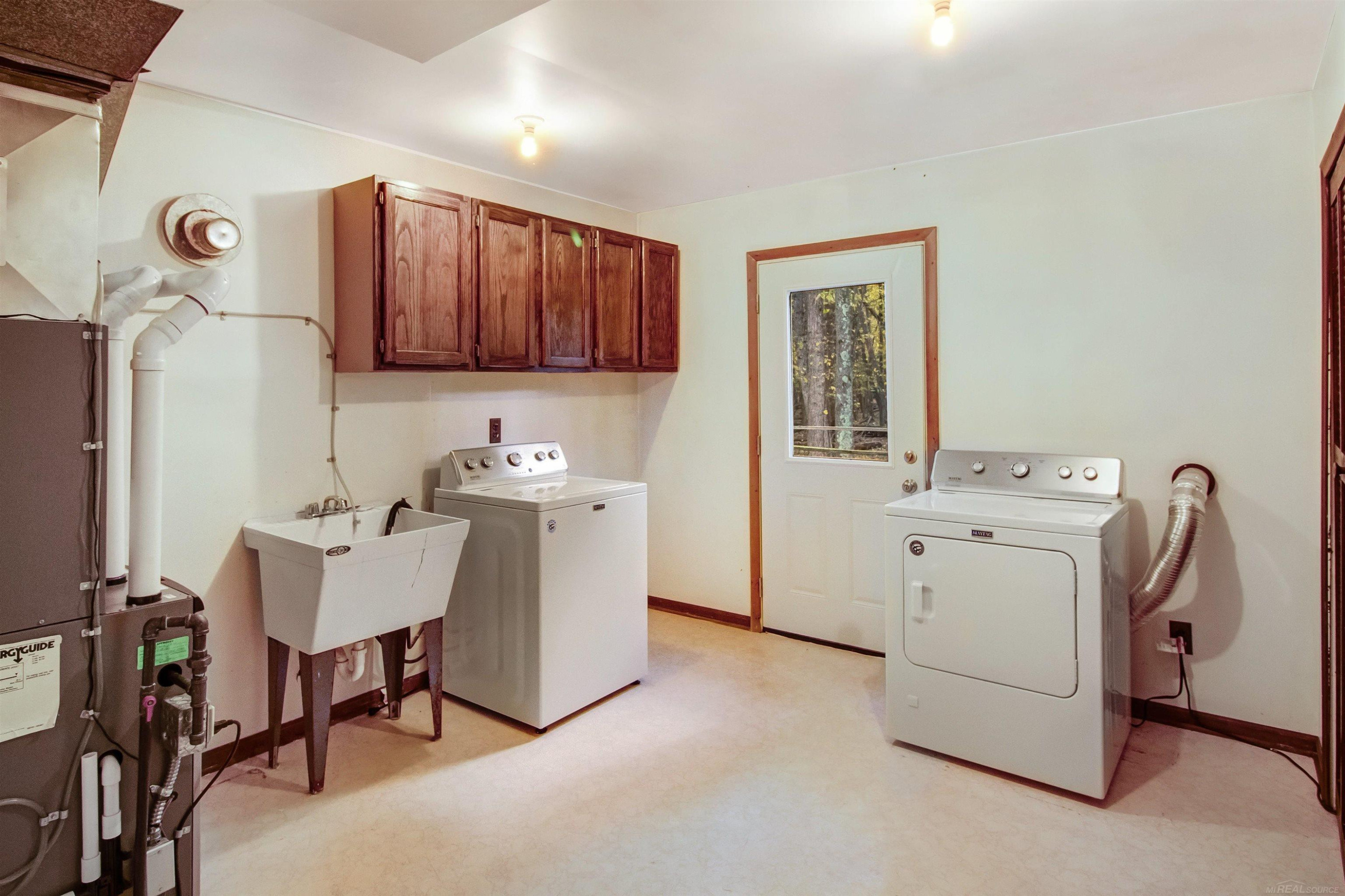 14757 Terry Road, Capac, MI 48002 — Photo 11