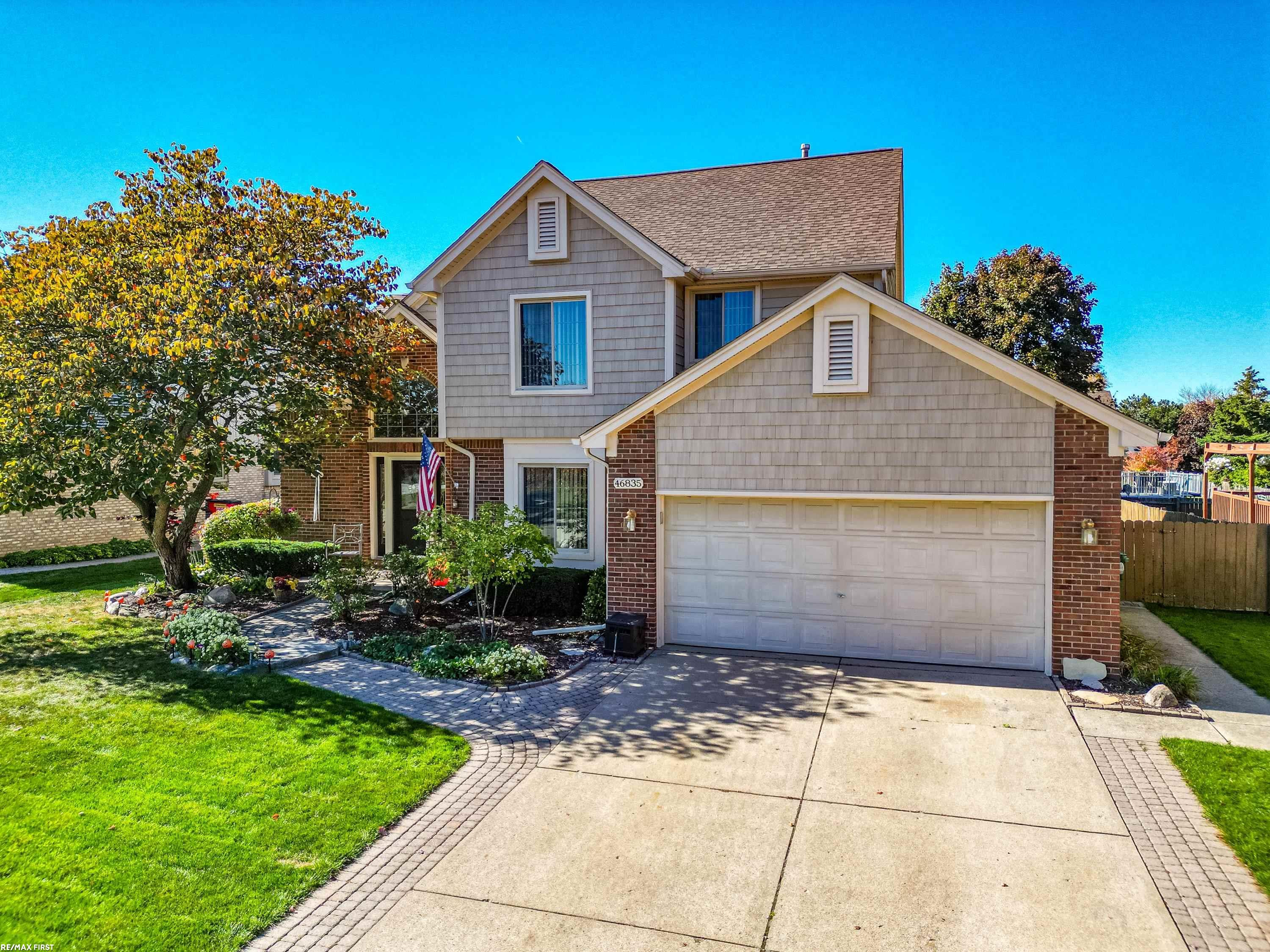 46835 Ridgepointe Drive, Macomb, MI 48042 — front exterior