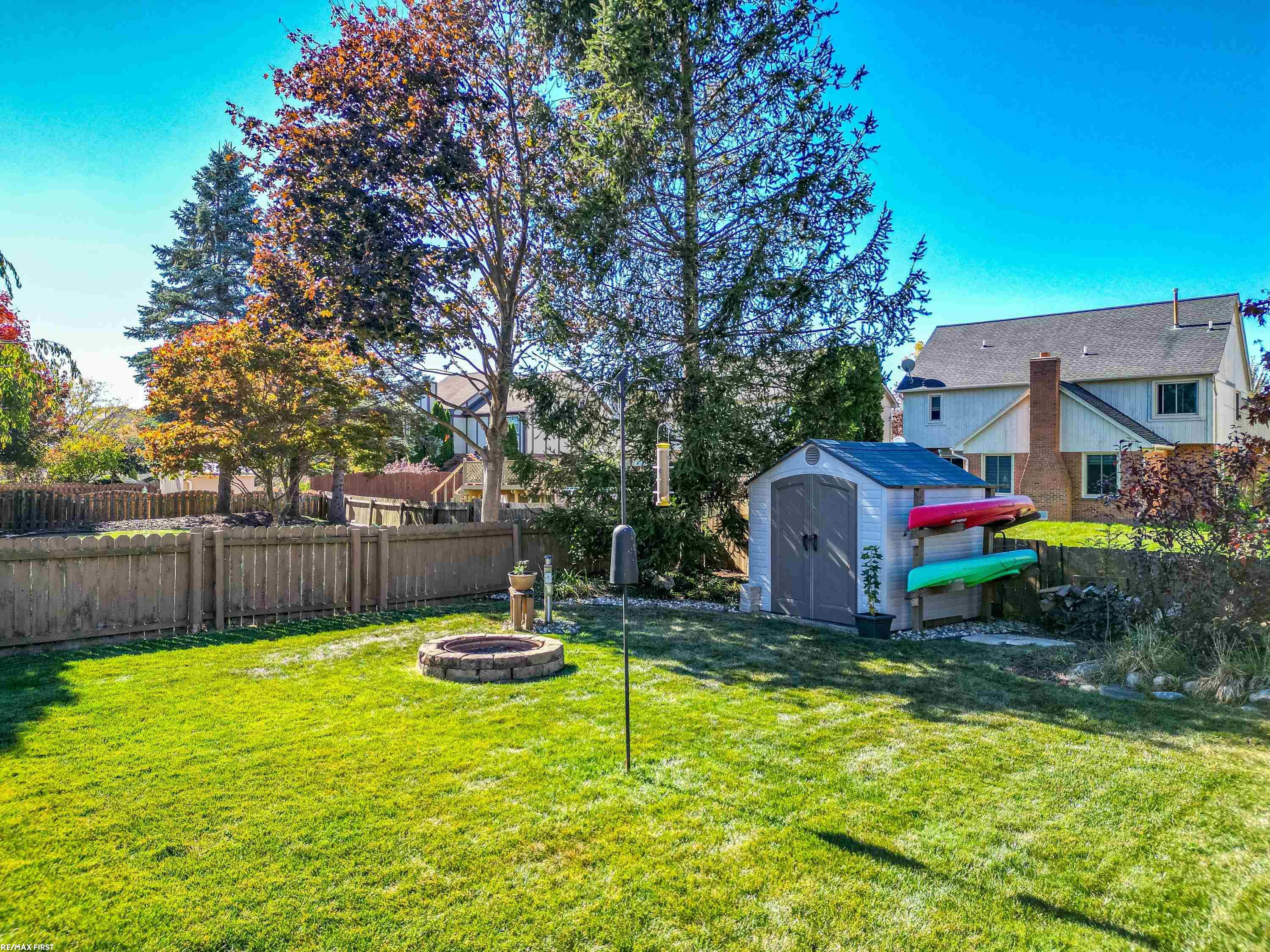 46835 Ridgepointe Drive, Macomb, MI 48042 — Photo 10