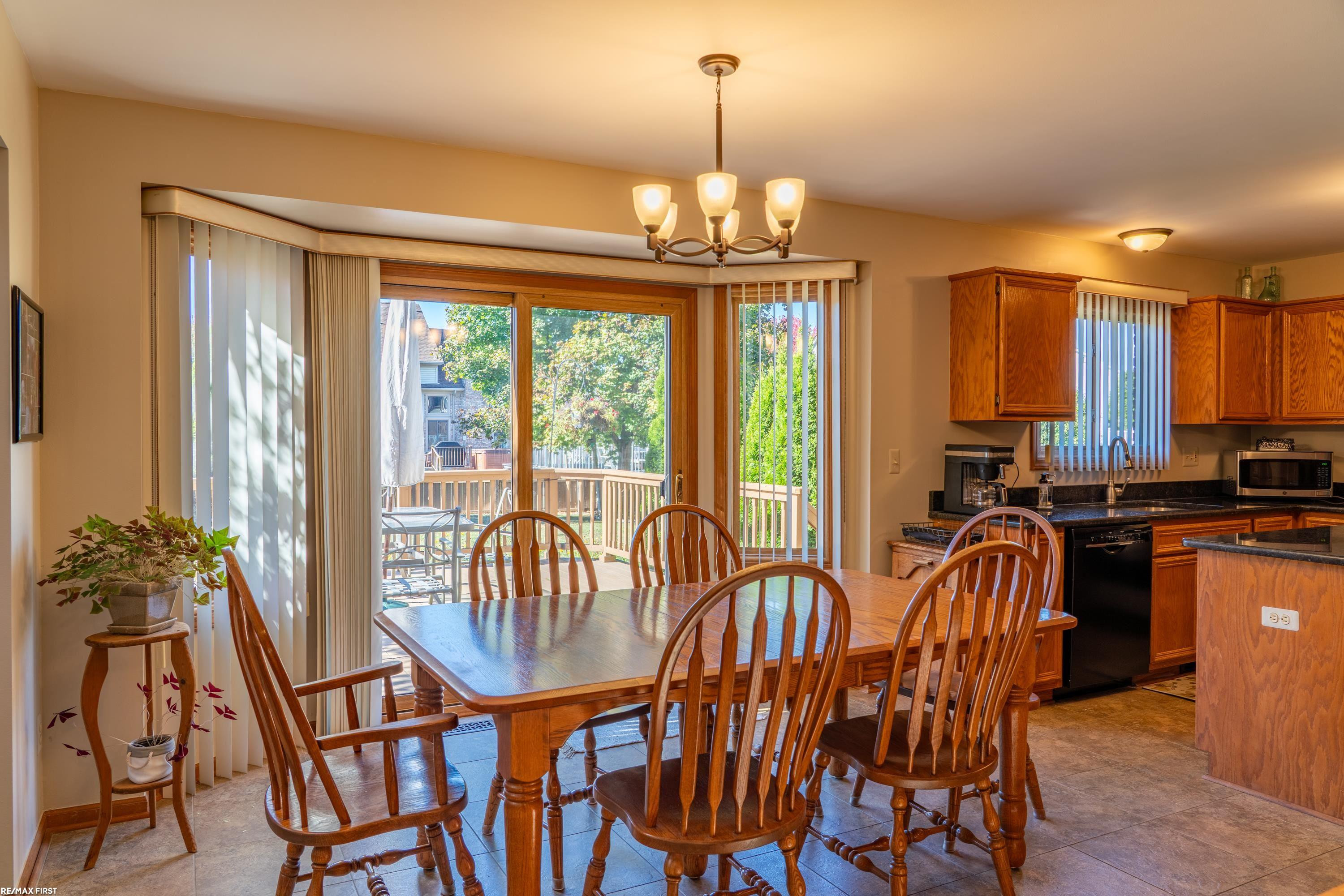 46835 Ridgepointe Drive, Macomb, MI 48042 — Photo 15