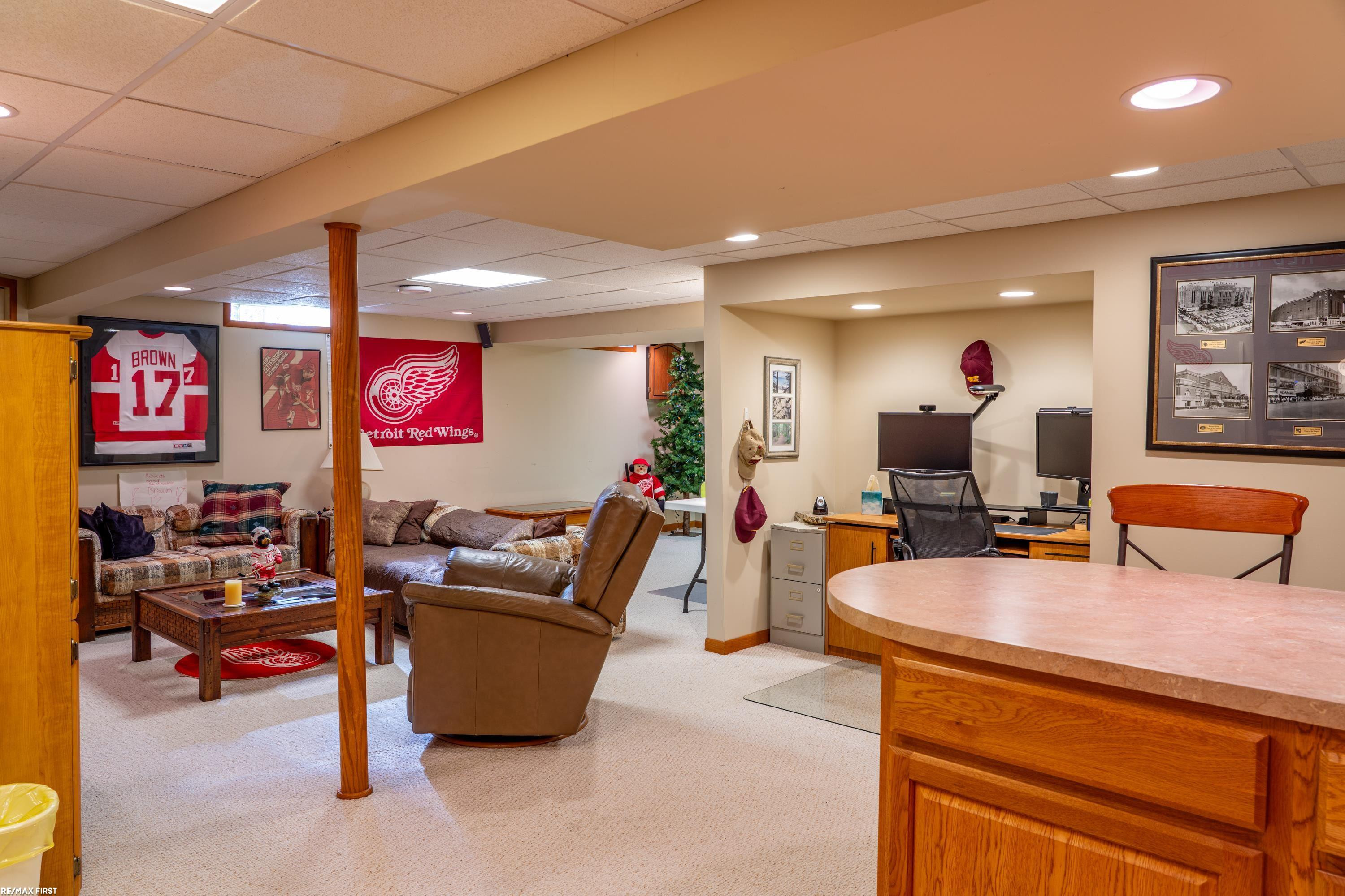 46835 Ridgepointe Drive, Macomb, MI 48042 — Photo 42
