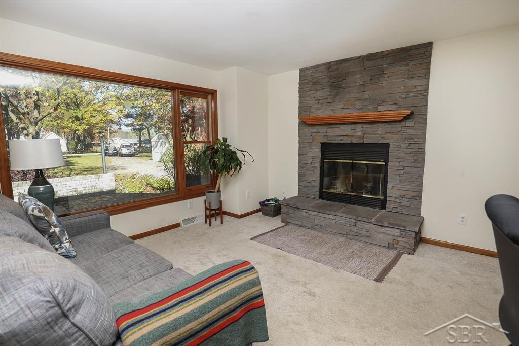 1139 W Walnut Street, Saint Charles, MI 48655 — Photo 9