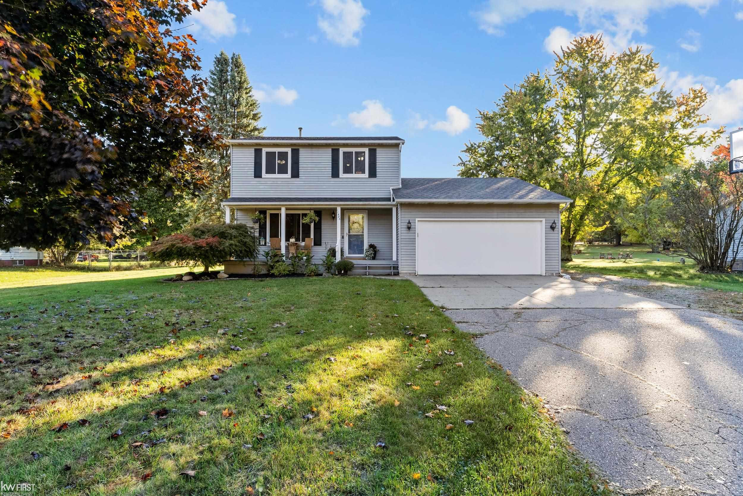 11486 Vista Drive, Fenton, MI 48430 — front exterior