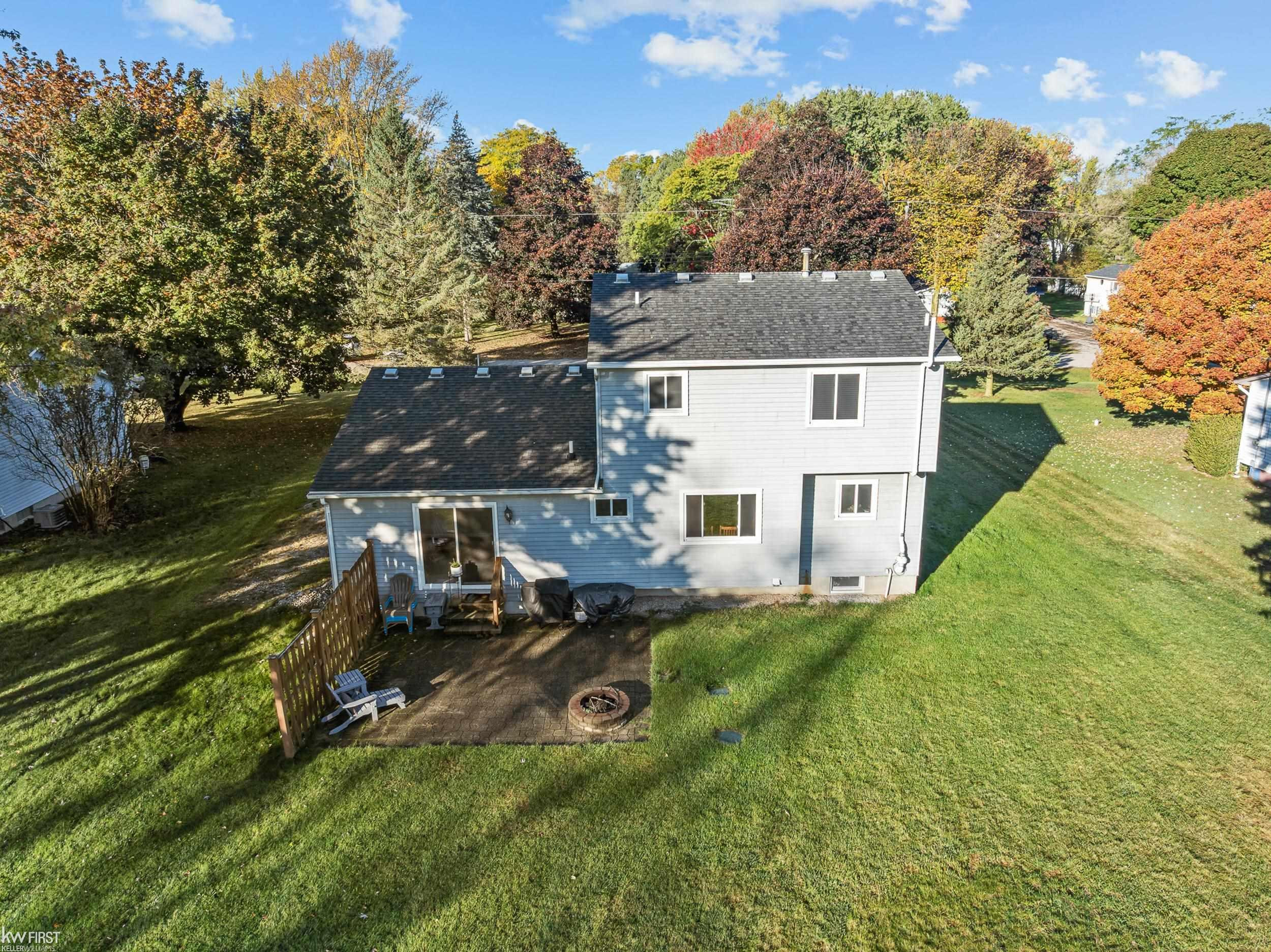 11486 Vista Drive, Fenton, MI 48430 — Photo 3