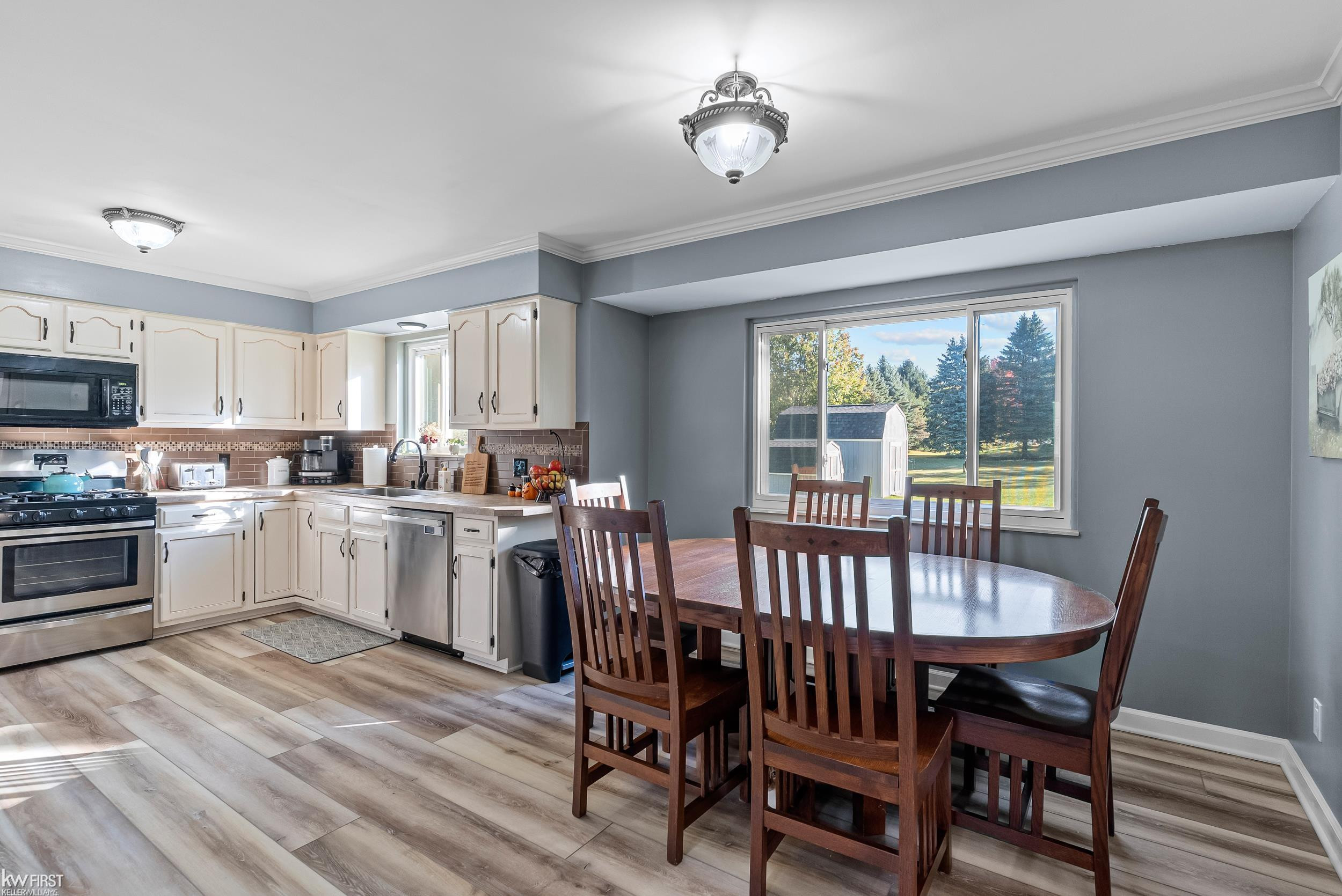 11486 Vista Drive, Fenton, MI 48430 — Photo 9
