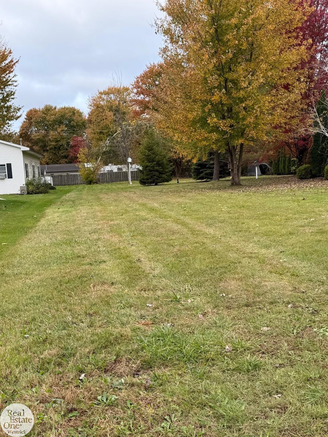 9560 Folkert Road, Algonac, MI 48001 — Photo 33