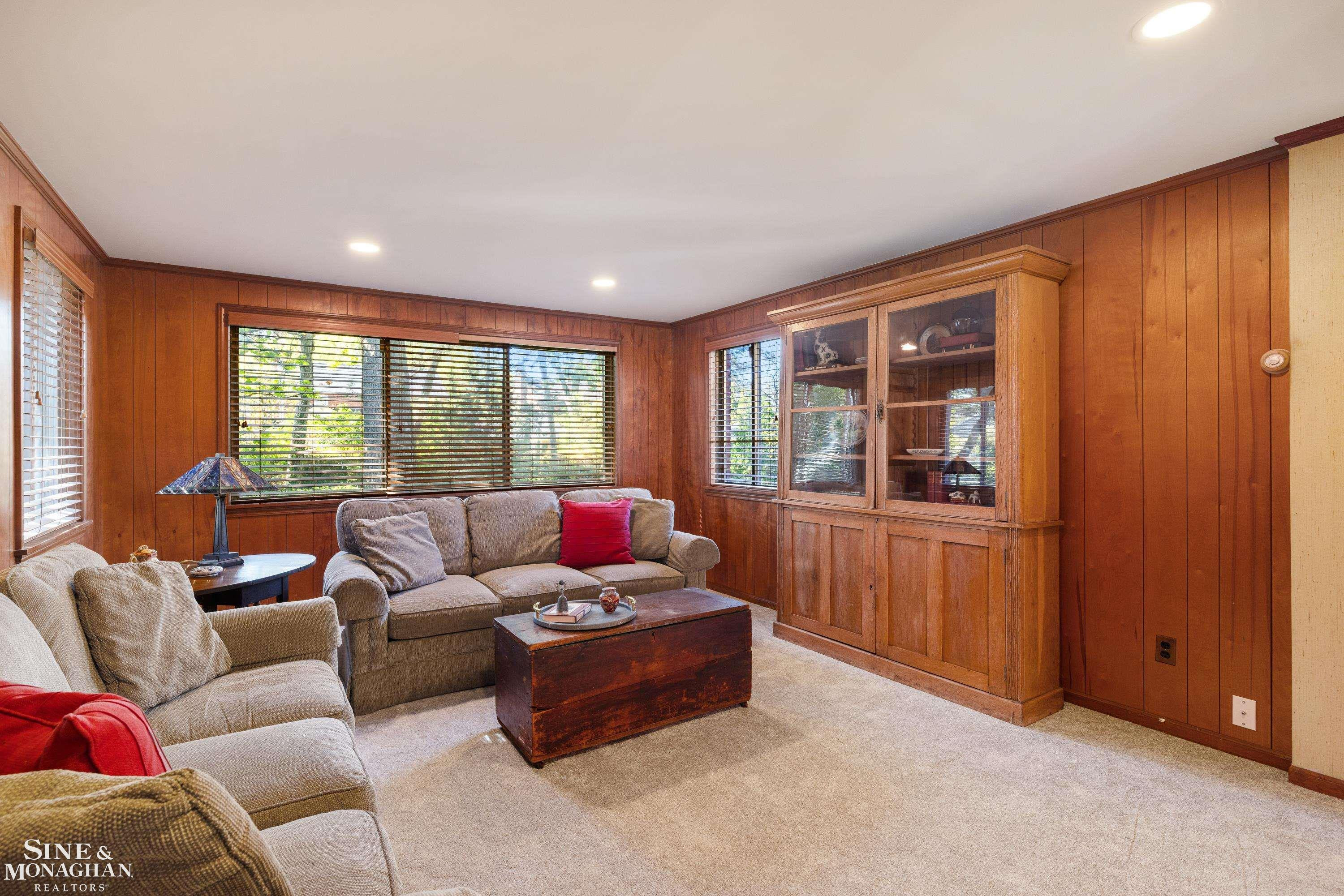 1031 Kensington Avenue, Grosse Pointe Park, MI 48230 — Photo 17