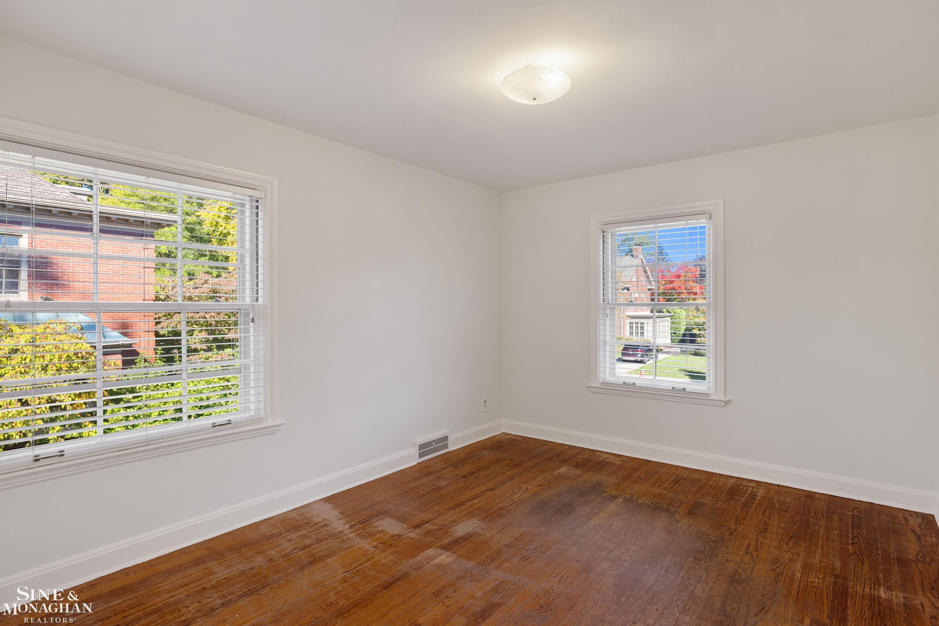 1031 Kensington Avenue, Grosse Pointe Park, MI 48230 — Photo 45