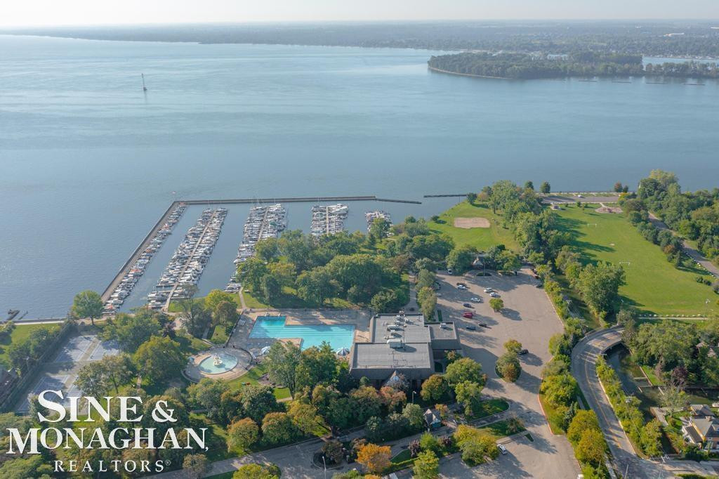 1031 Kensington Avenue, Grosse Pointe Park, MI 48230 — Photo 63
