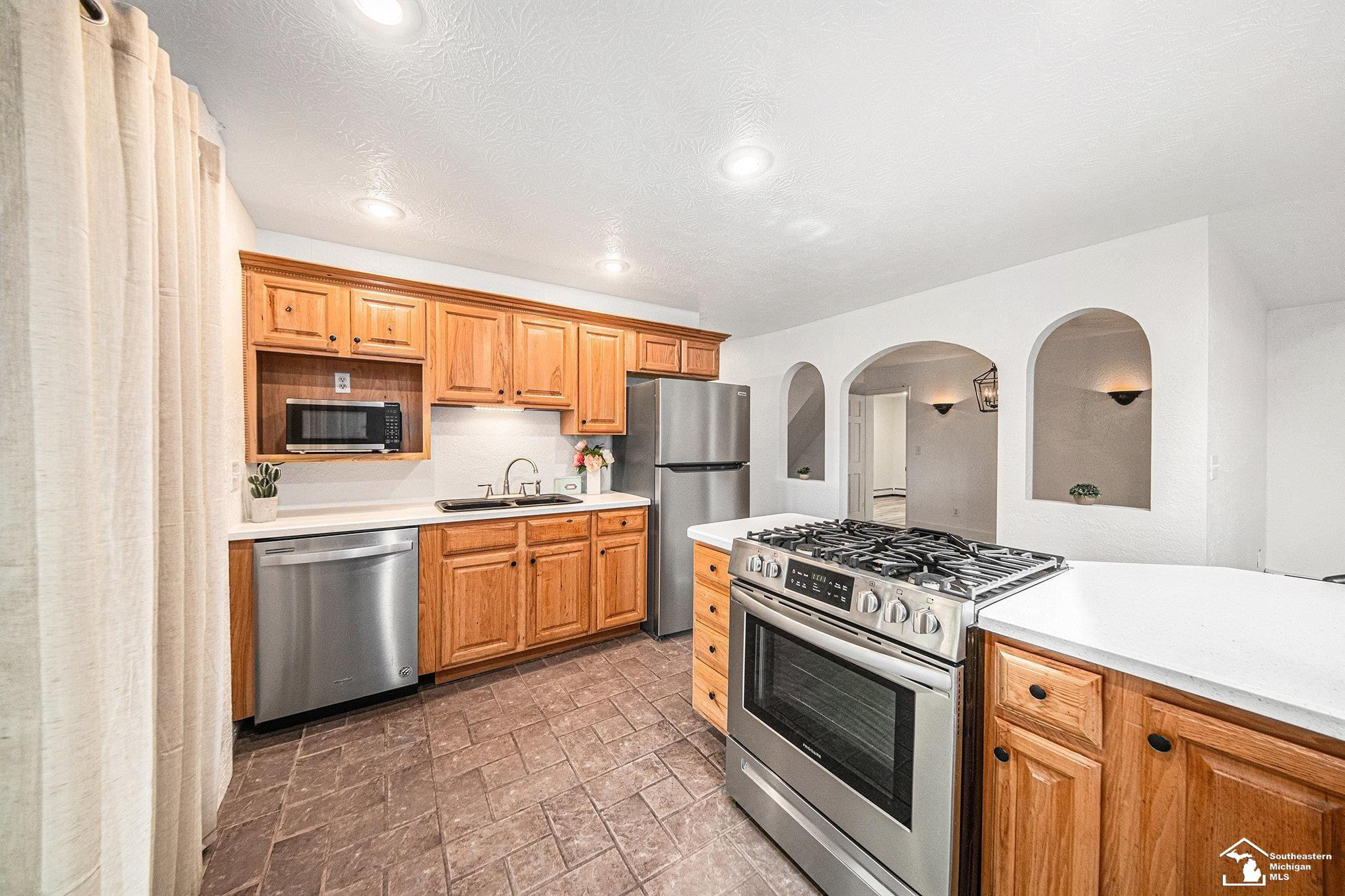 2930 Spielman Road, Adrian, MI 49221 — Photo 8