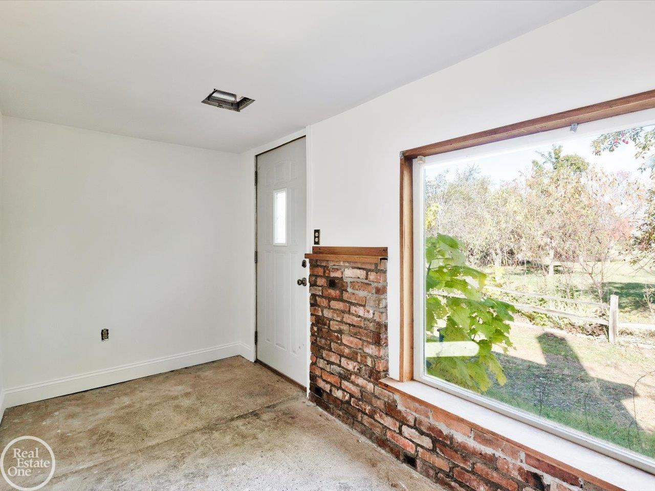 2538 Burnside Road, North Branch, MI 48461 — Photo 5