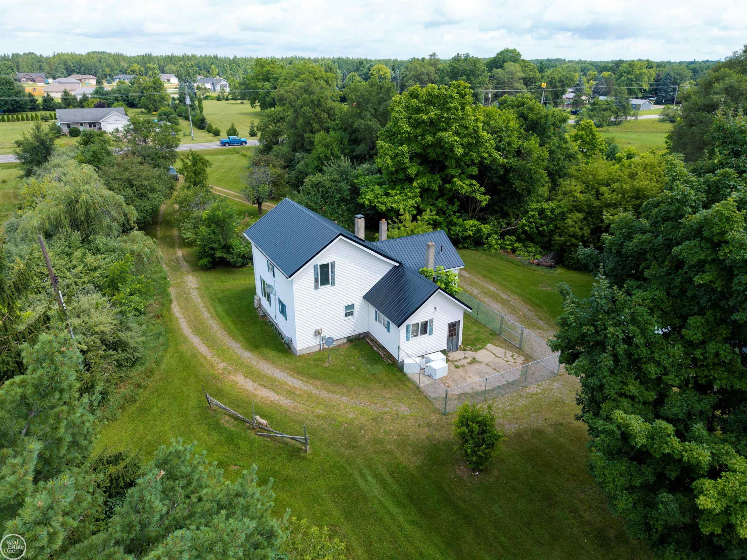 2538 Burnside Road, North Branch, MI 48461 — Photo 28