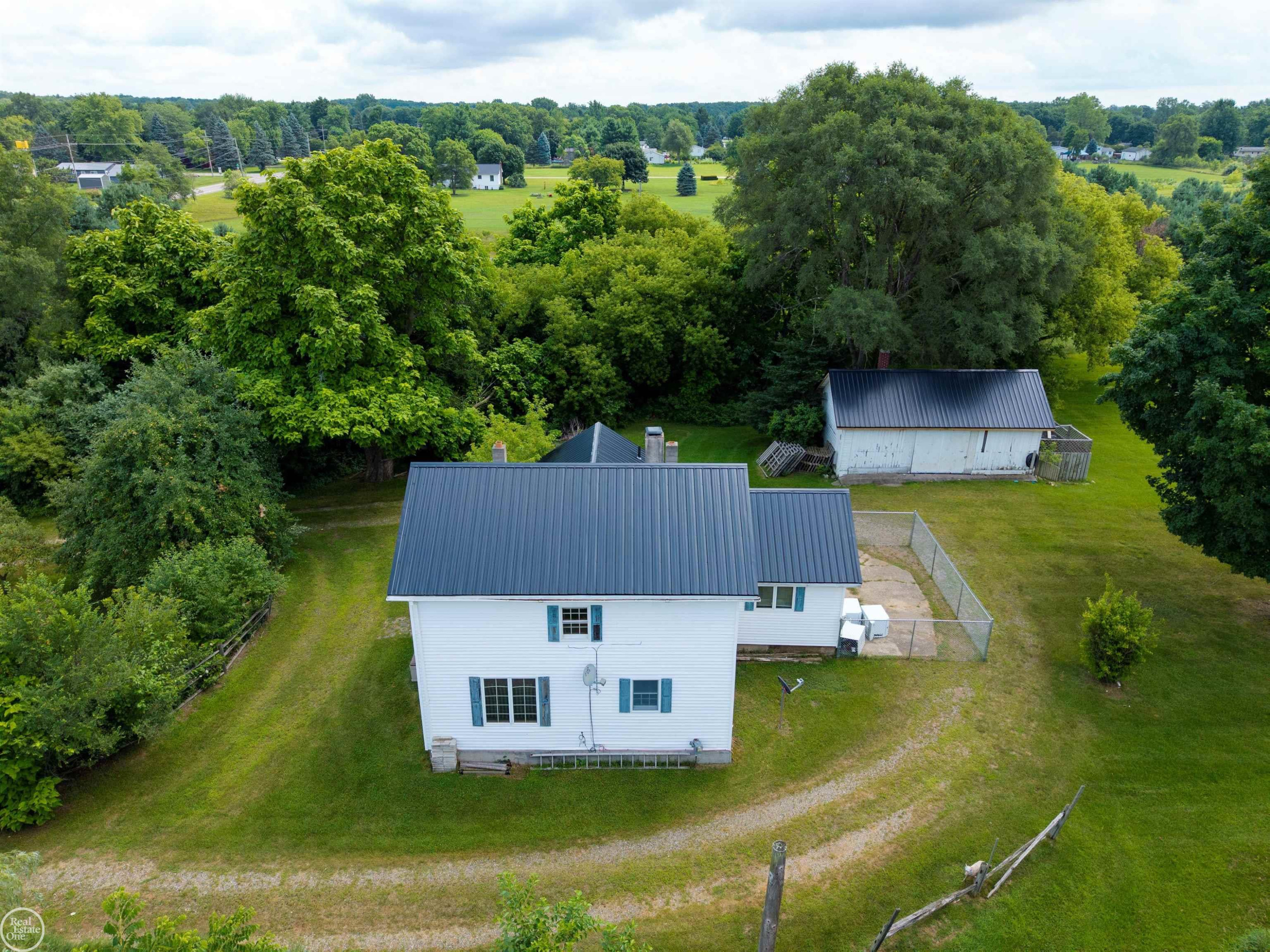 2538 Burnside Road, North Branch, MI 48461 — Photo 35