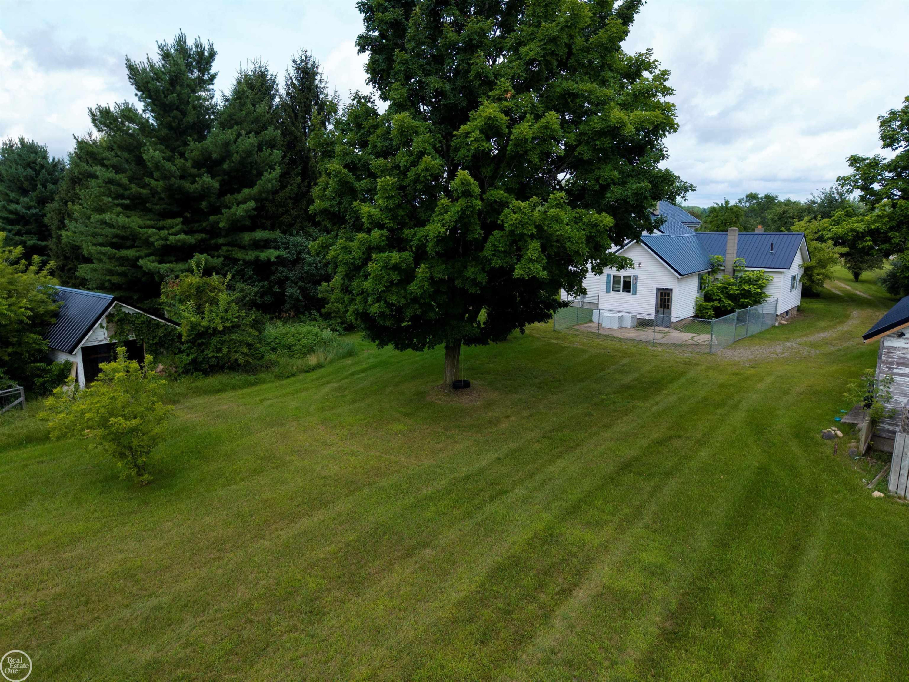 2538 Burnside Road, North Branch, MI 48461 — Photo 37