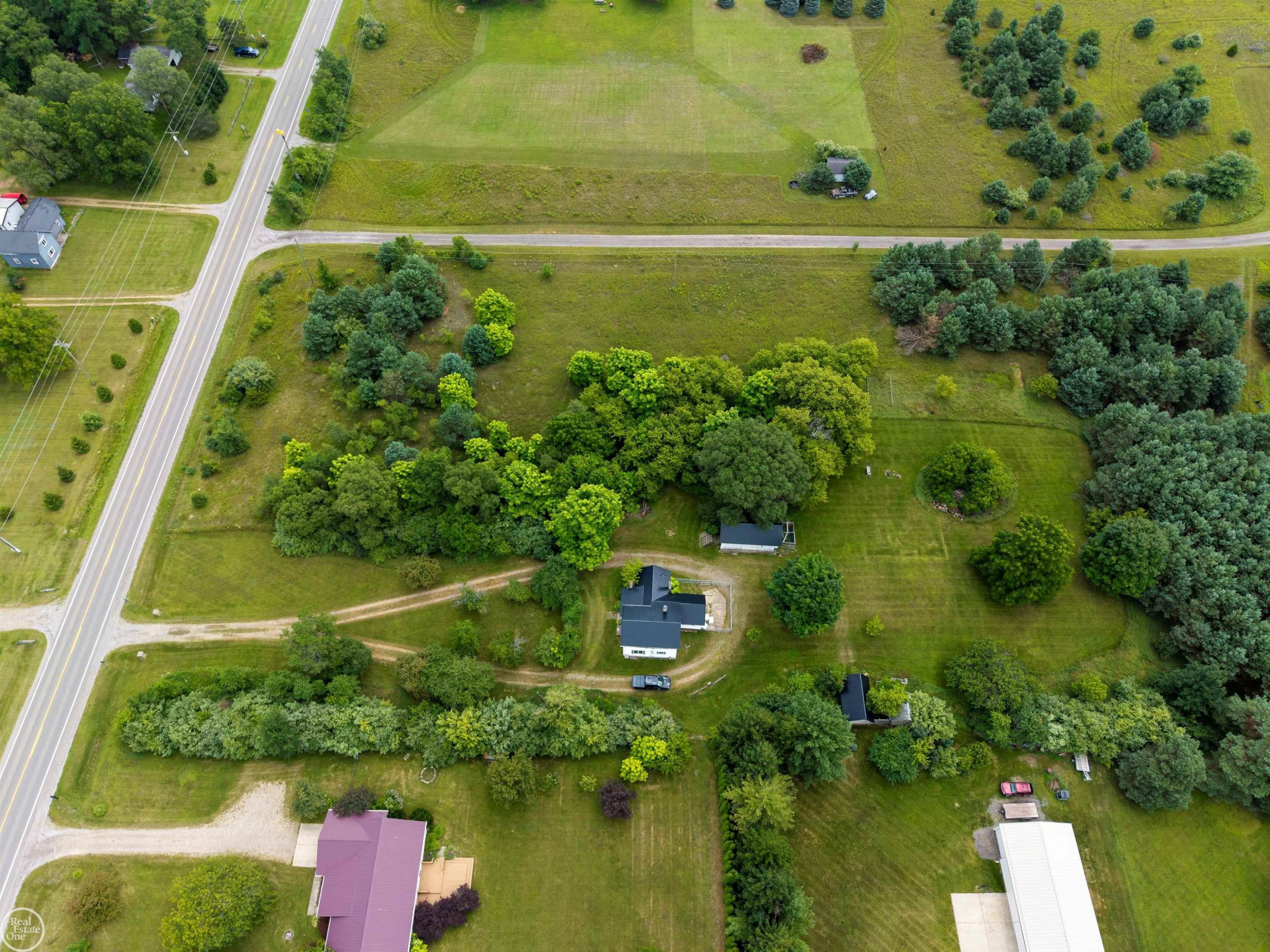 2538 Burnside Road, North Branch, MI 48461 — Photo 38