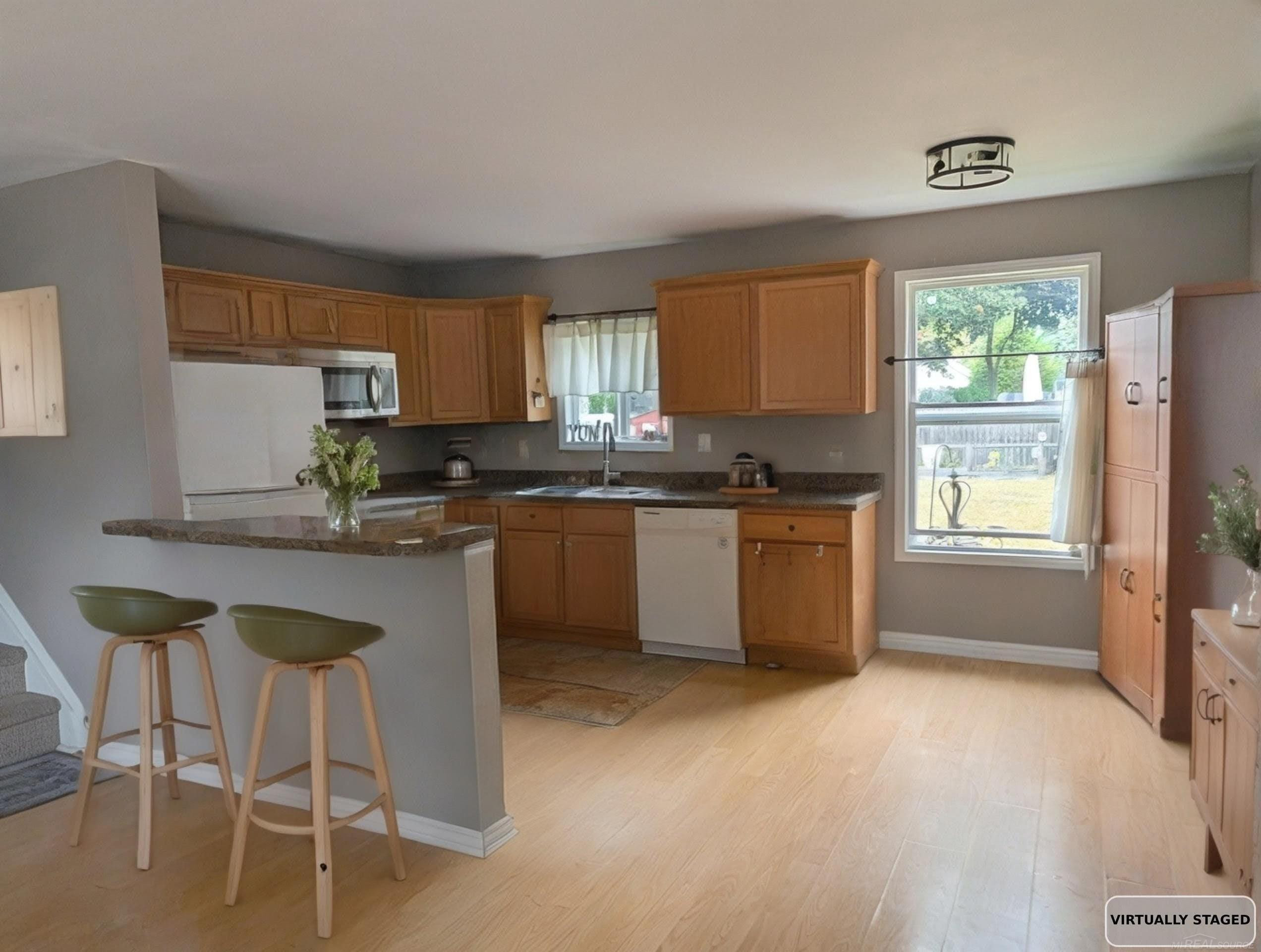 414 Delaware Street, MI — Photo 2
