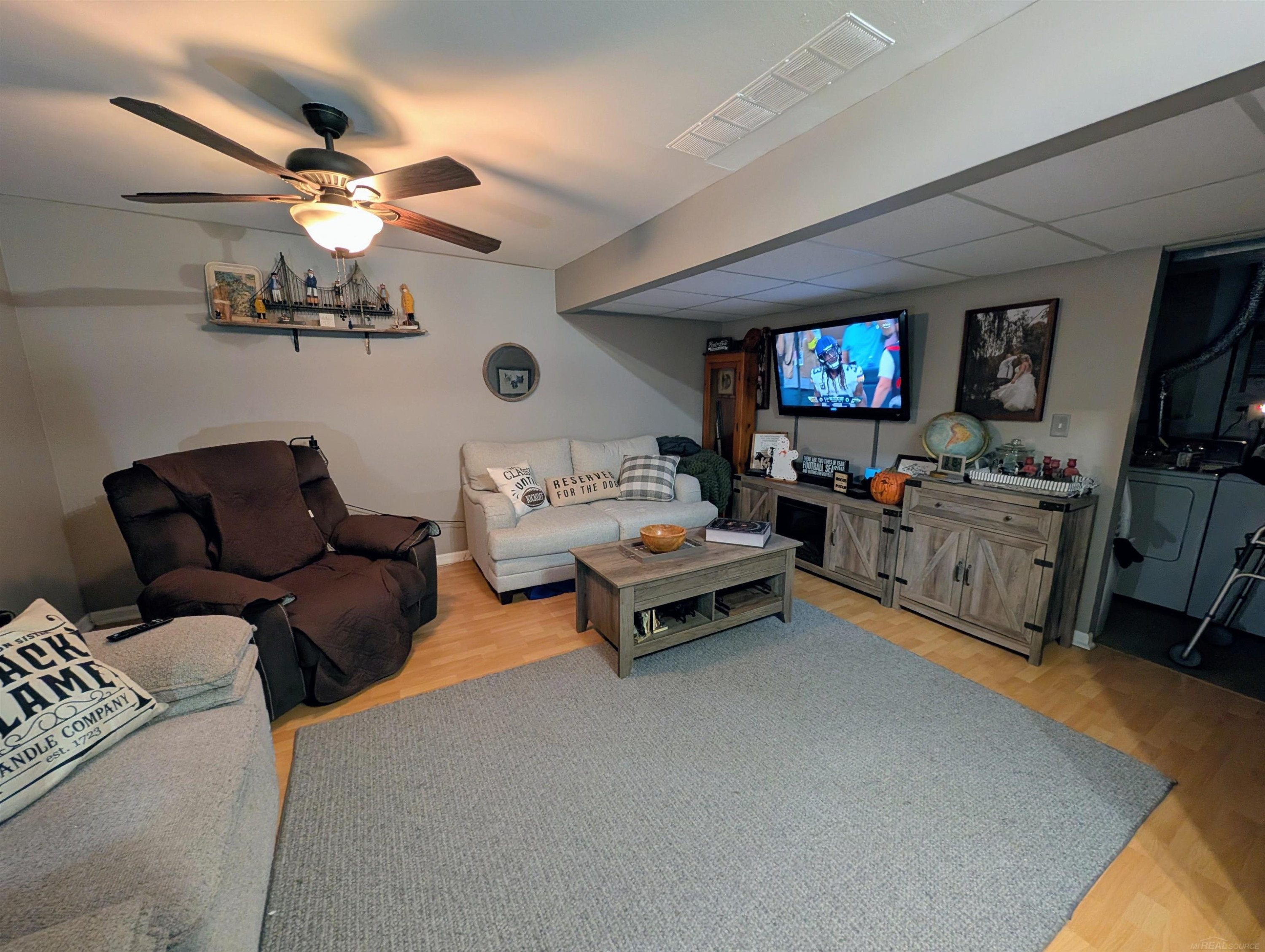 414 Delaware Street, MI — Photo 11