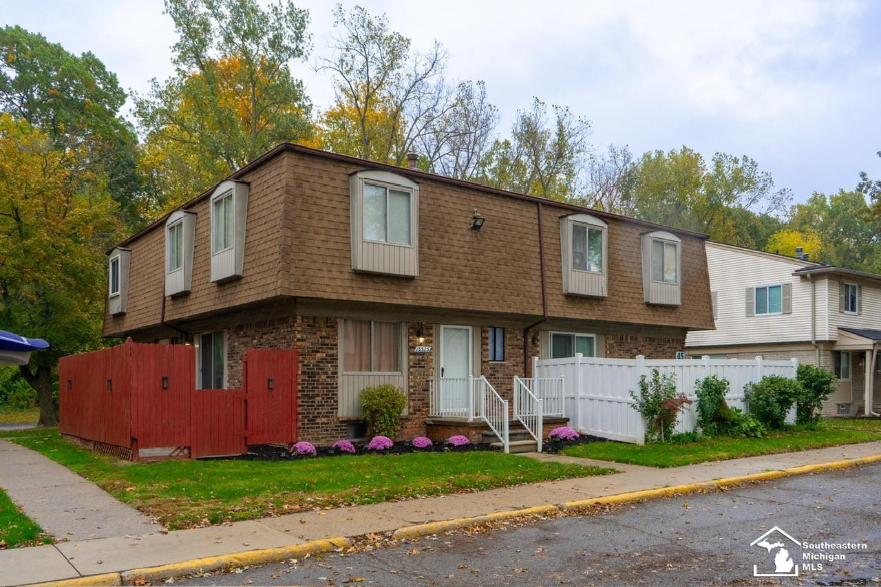 15525 Dupage Boulevard, Taylor, MI 48180 — Photo 2