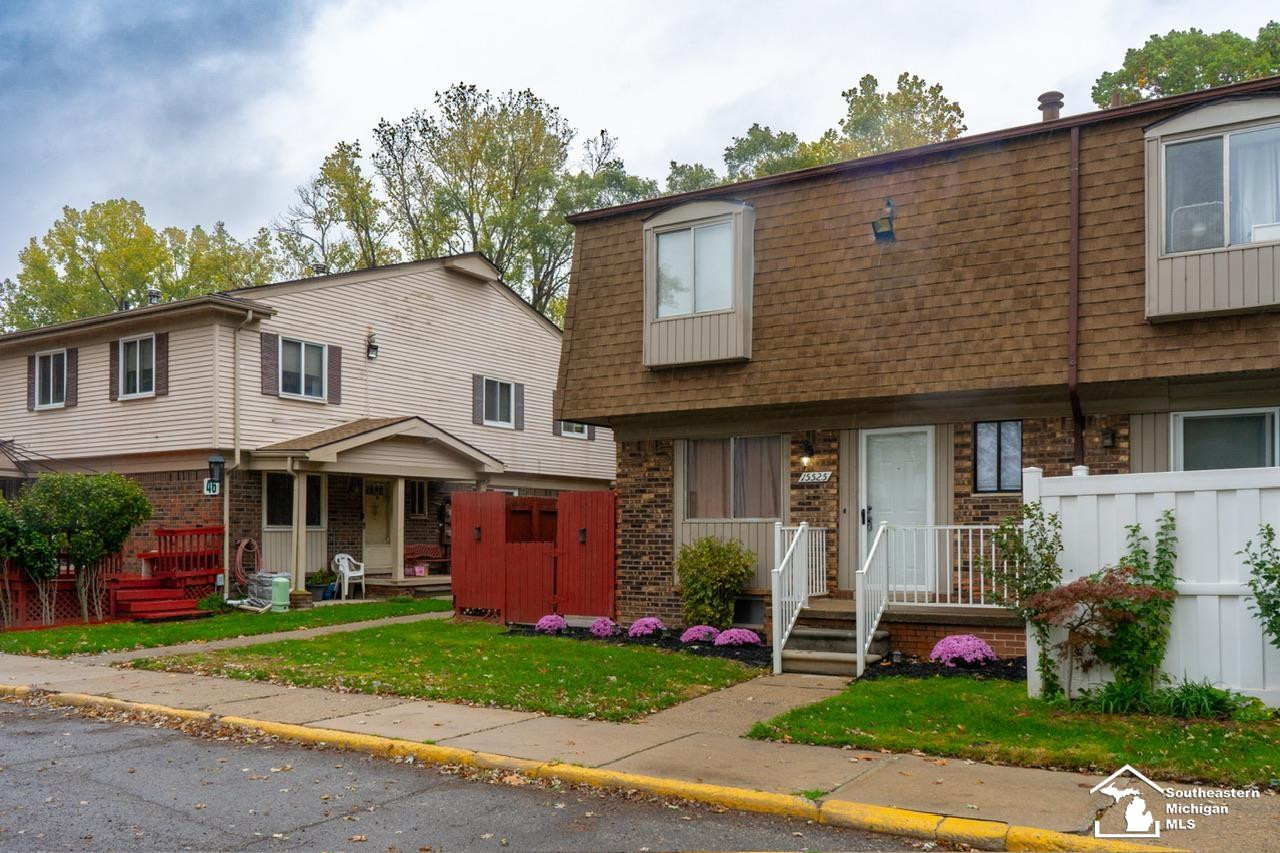 15525 Dupage Boulevard, Taylor, MI 48180 — Photo 3