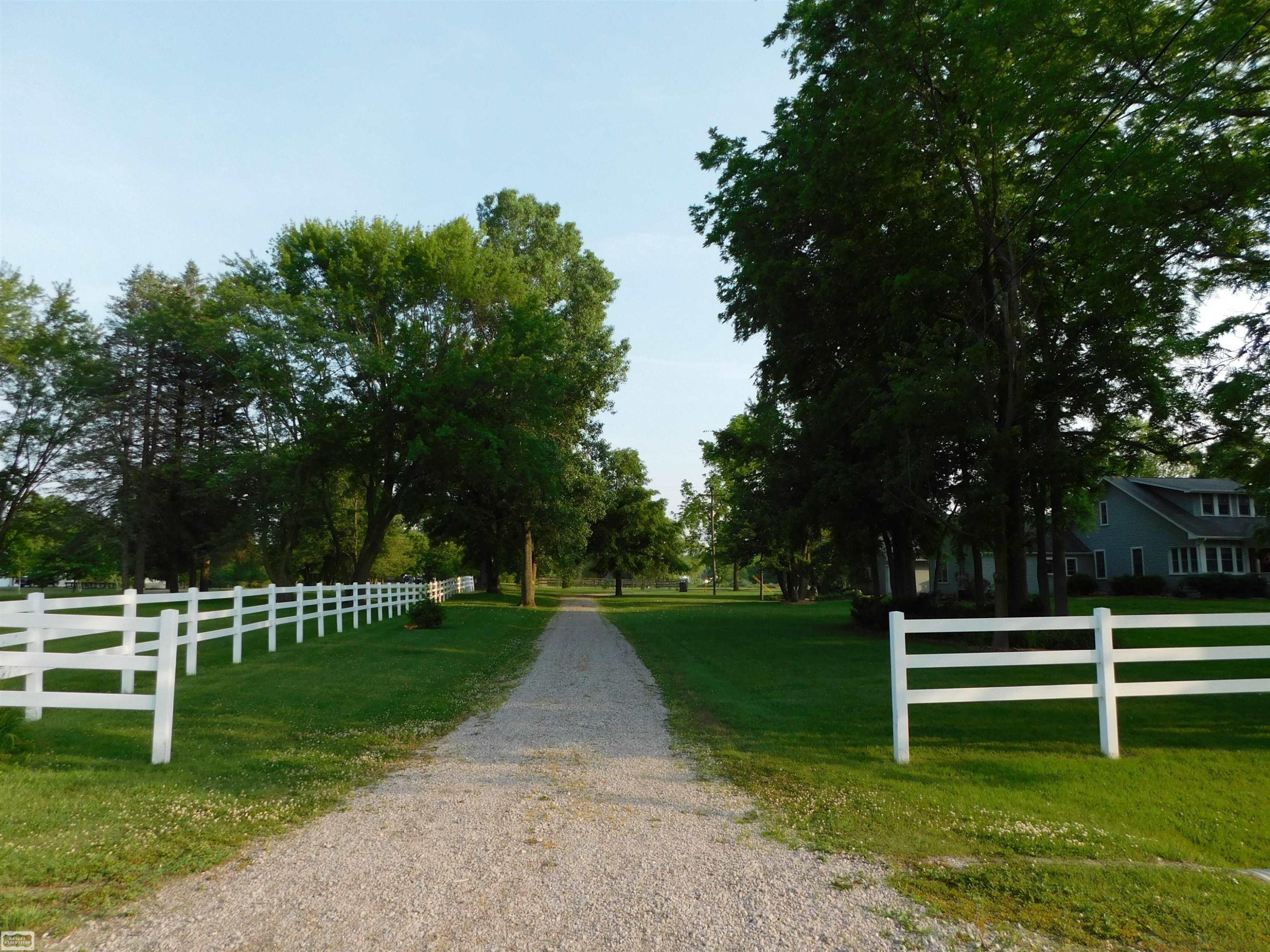 5011 Yankee Road, MI 48079 — Photo 4
