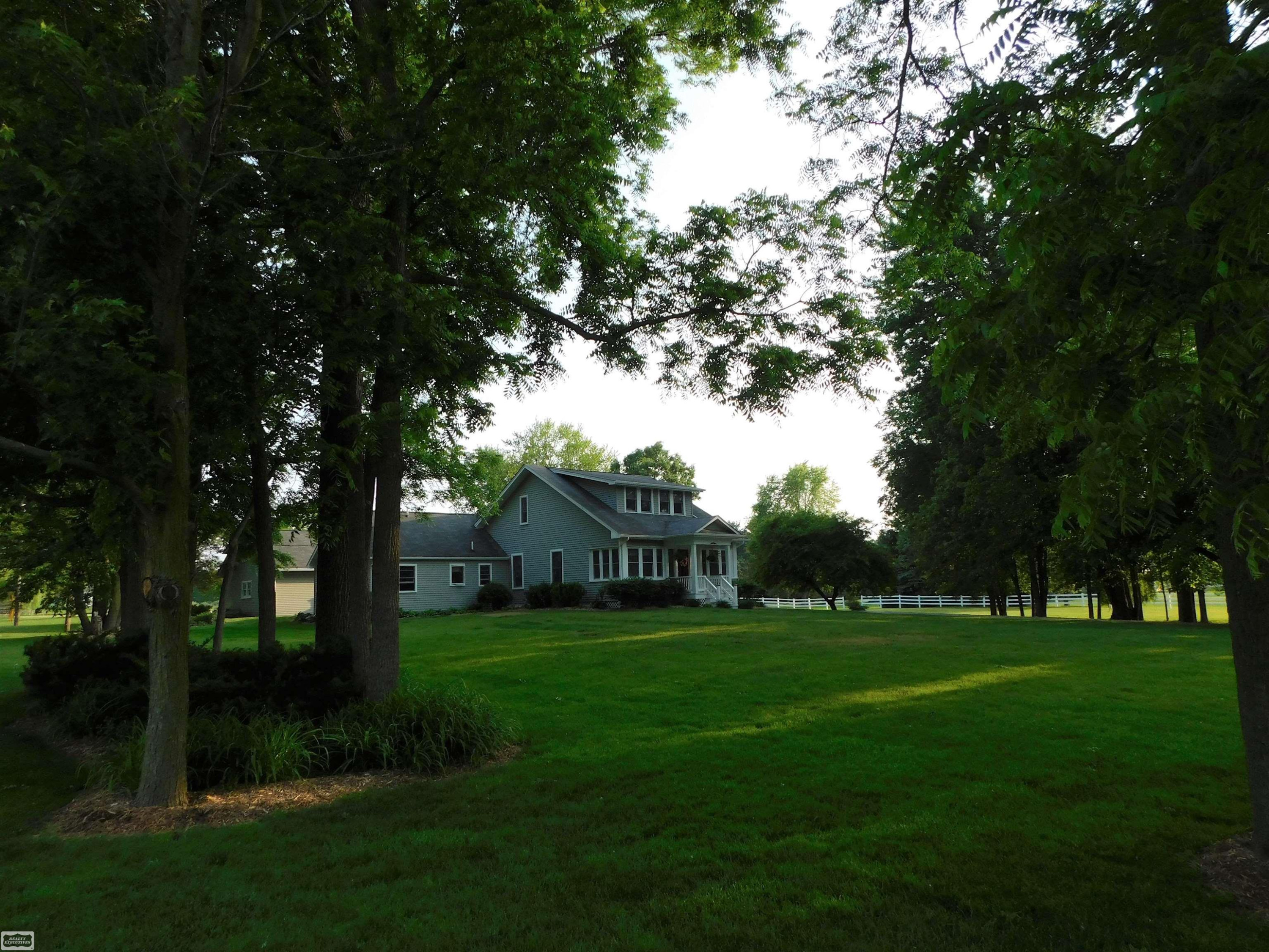5011 Yankee Road, MI 48079 — Photo 9