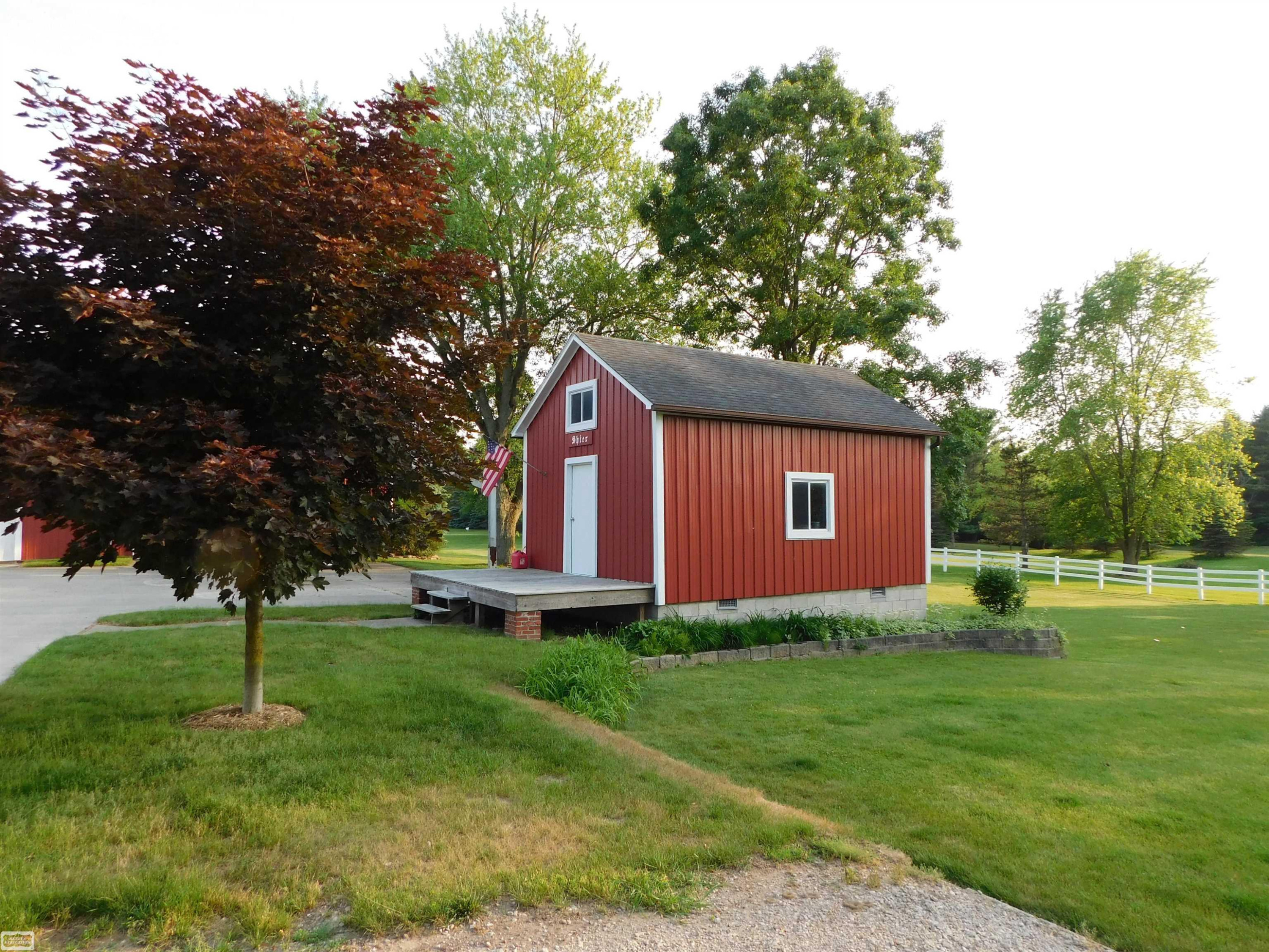 5011 Yankee Road, MI 48079 — Photo 17