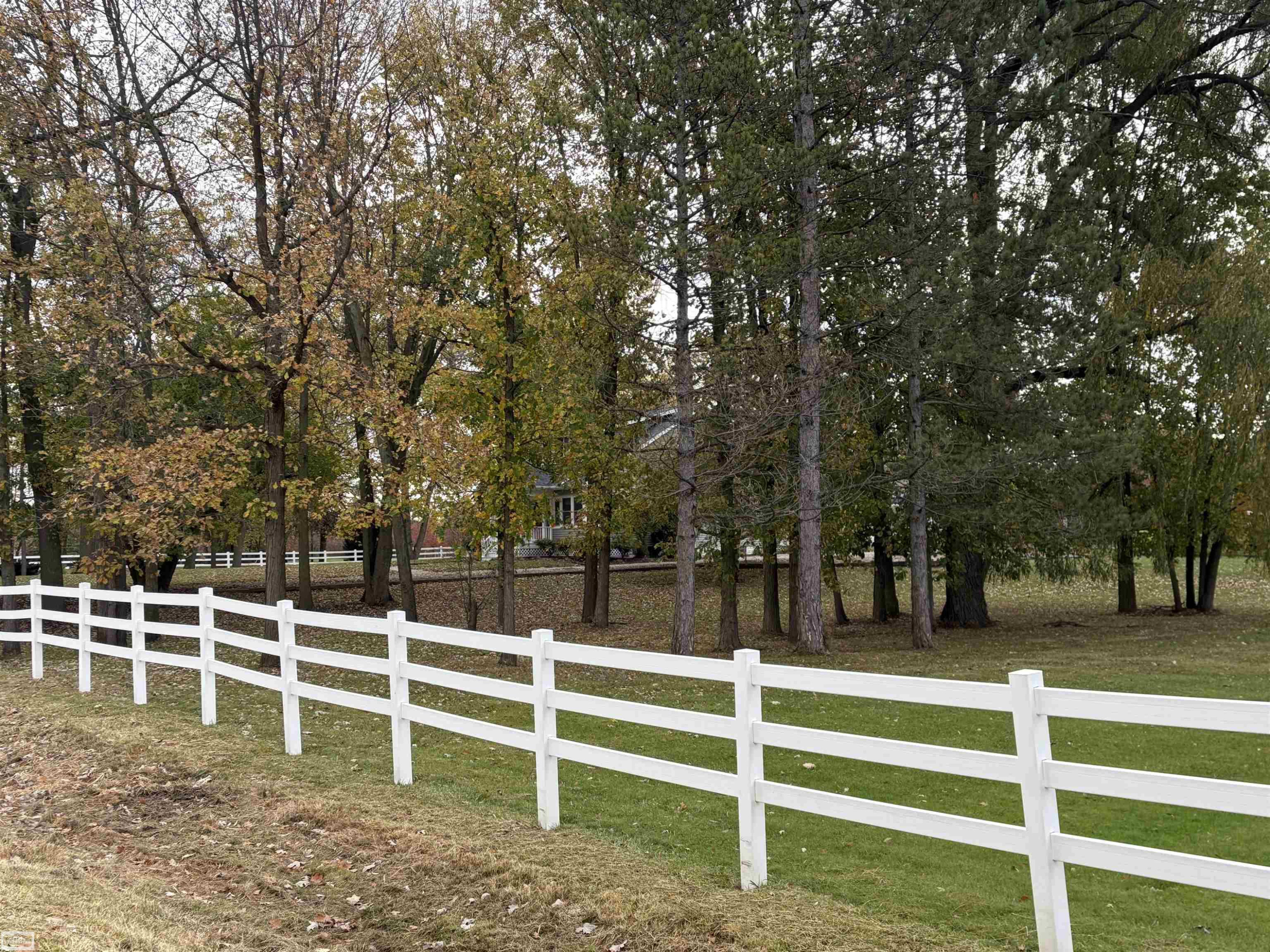 5011 Yankee Road, MI 48079 — Photo 21