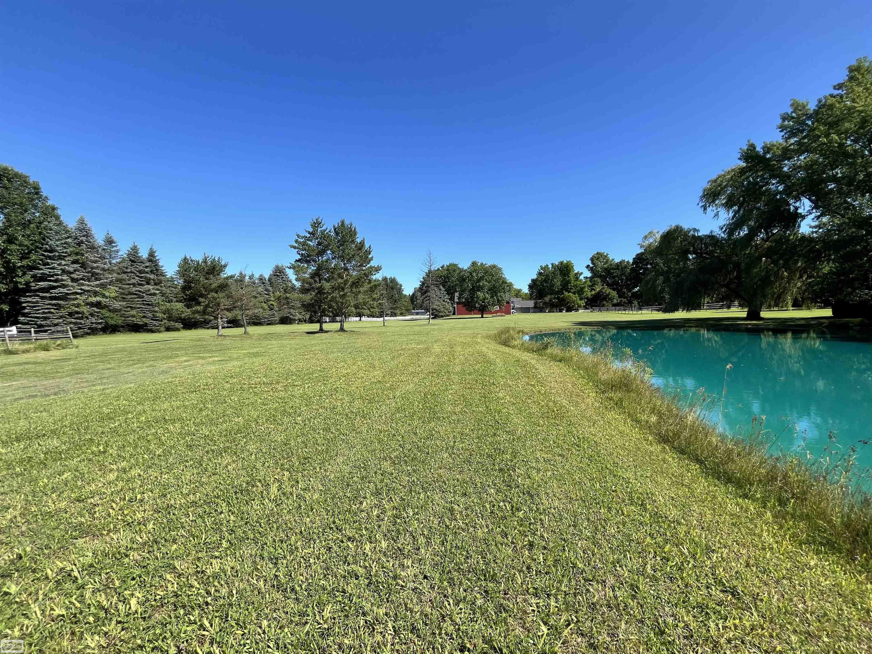 5011 Yankee Road, MI 48079 — Photo 65